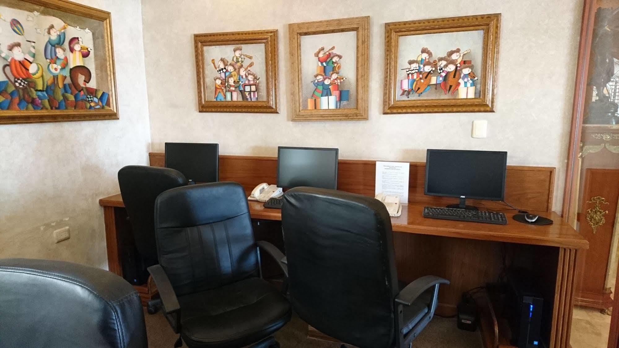 Hotel Fresno Galerias Torreon