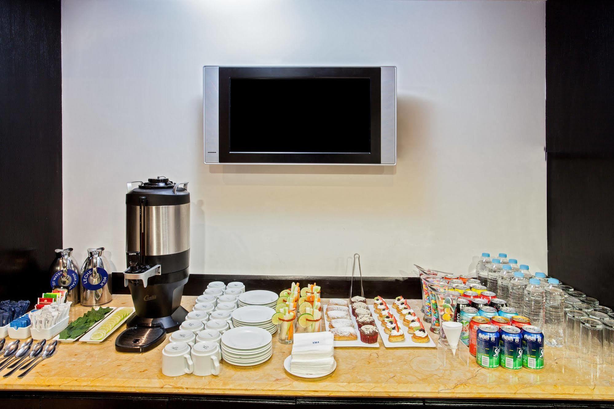 Nh Collection Centro Historico Hotel 4*