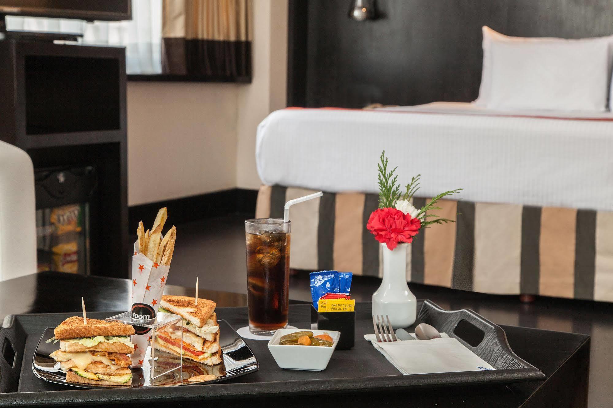 Nh Collection Centro Historico 4*