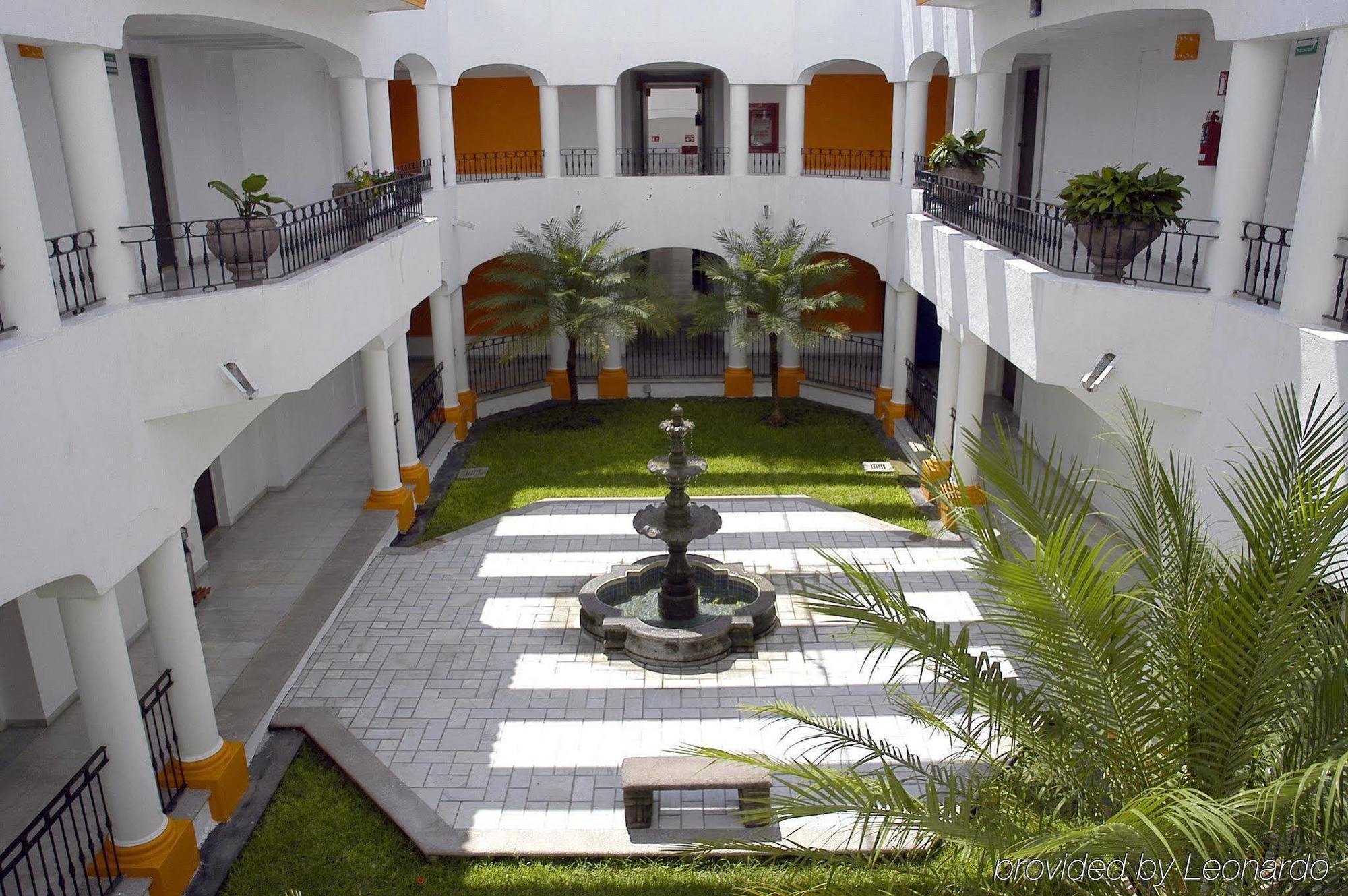 Hotel Mision