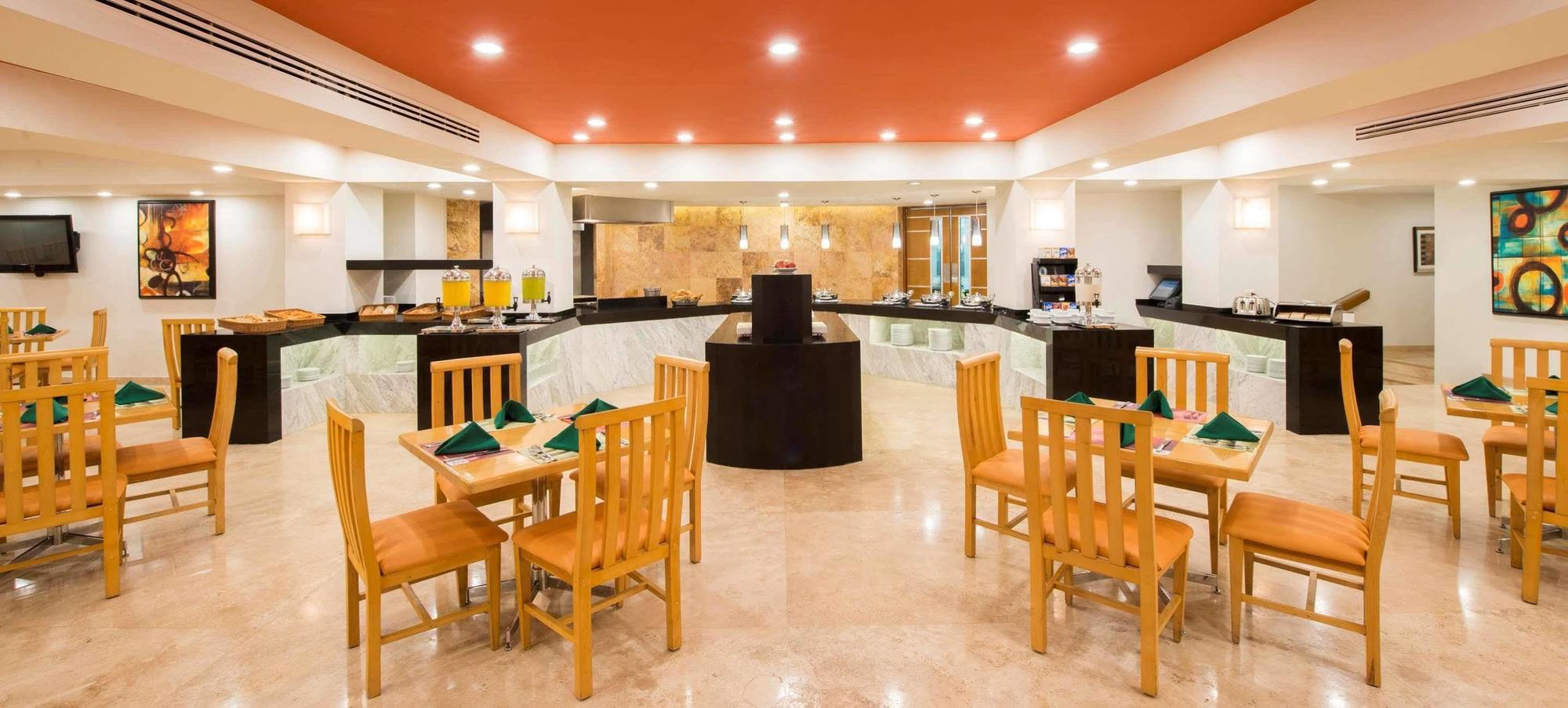 Camino Real Hotel