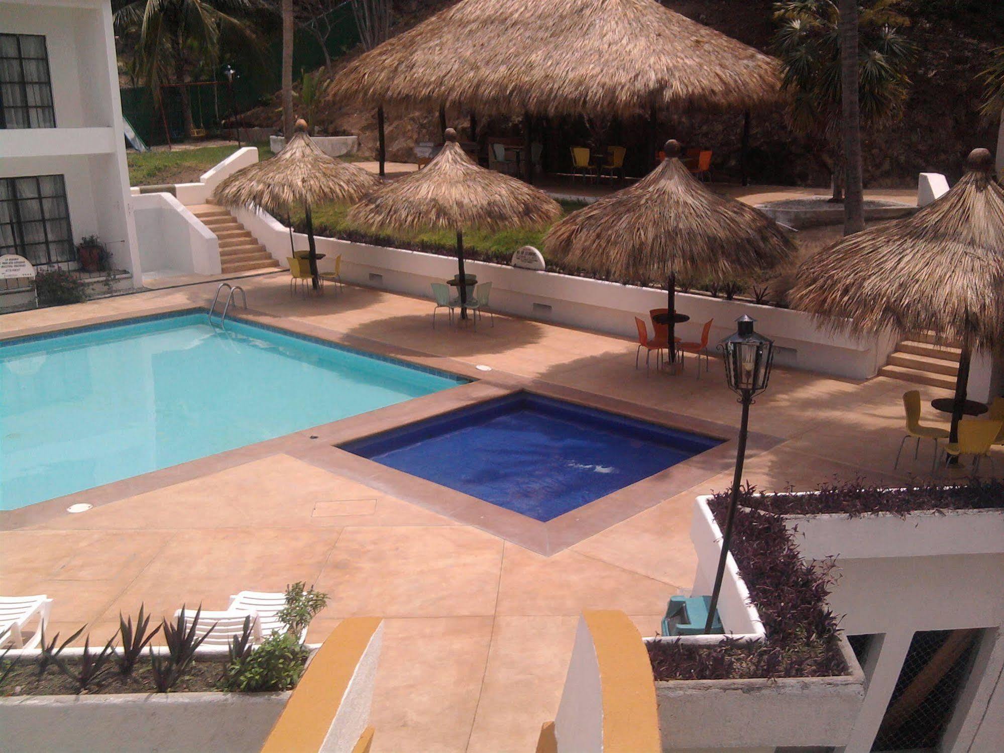 Azul Sirena Huatulco Hotel 4*