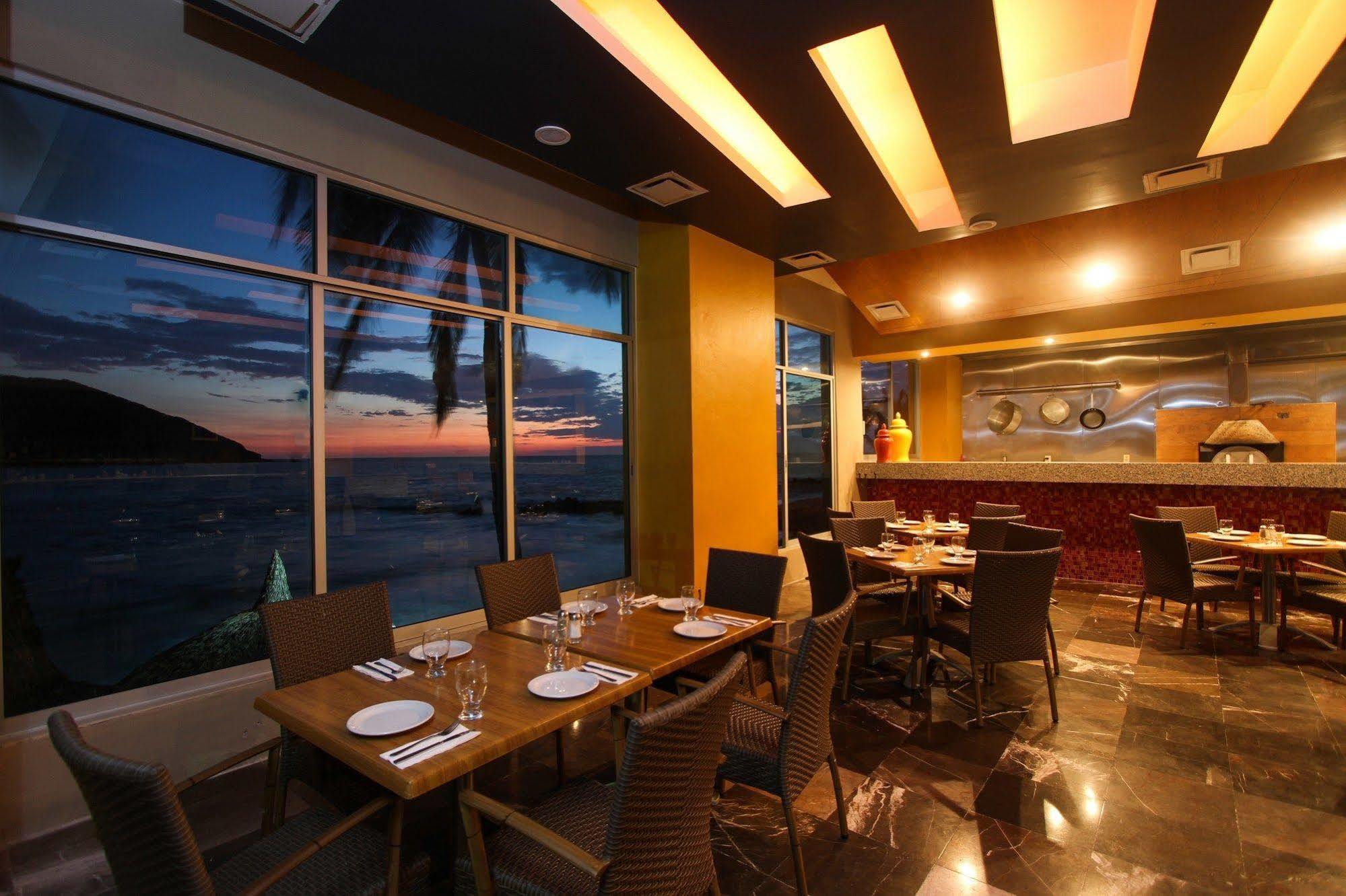 Oceano Palace Hotel Mazatlan