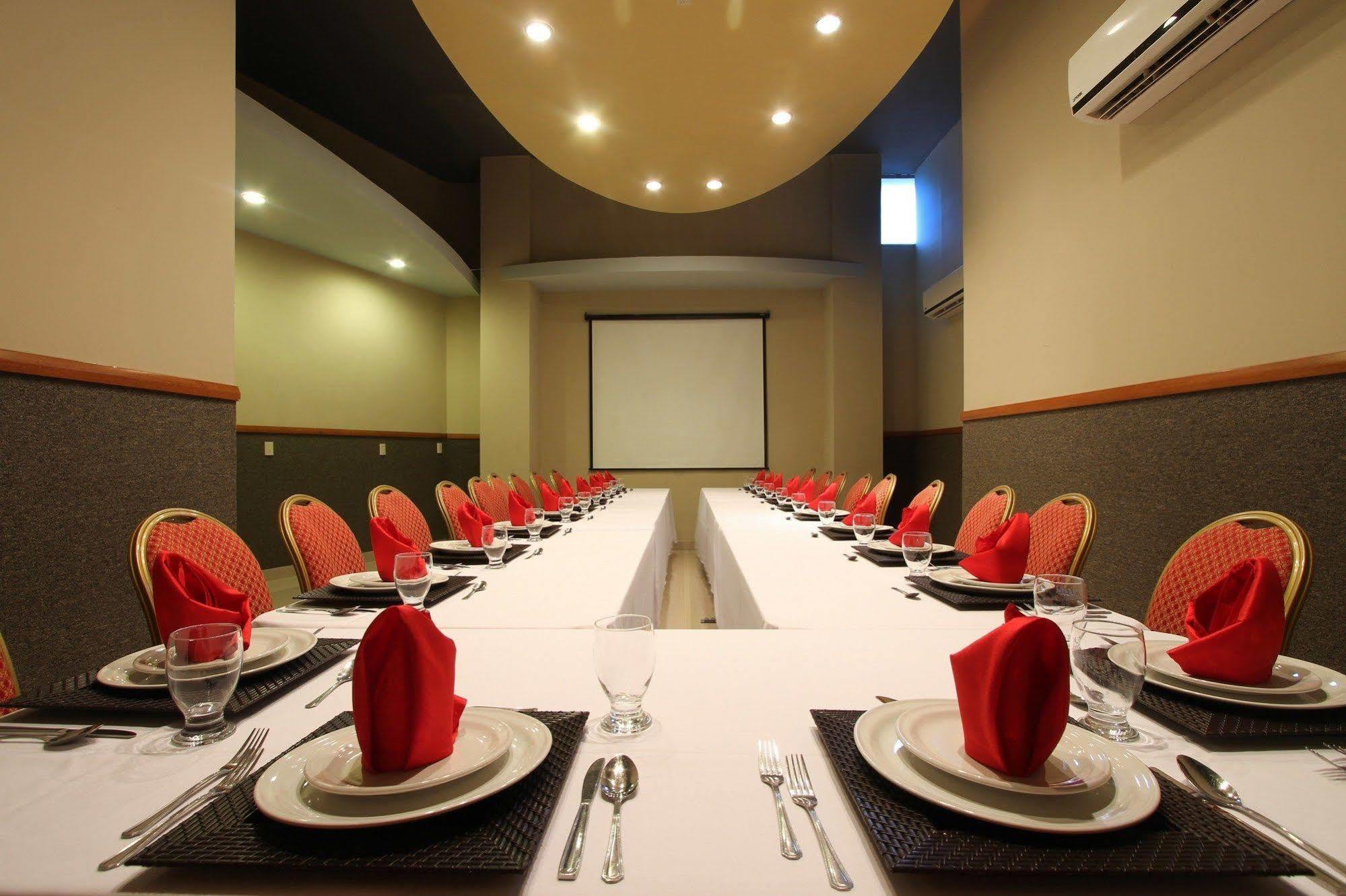 Hotel Oceano Palace