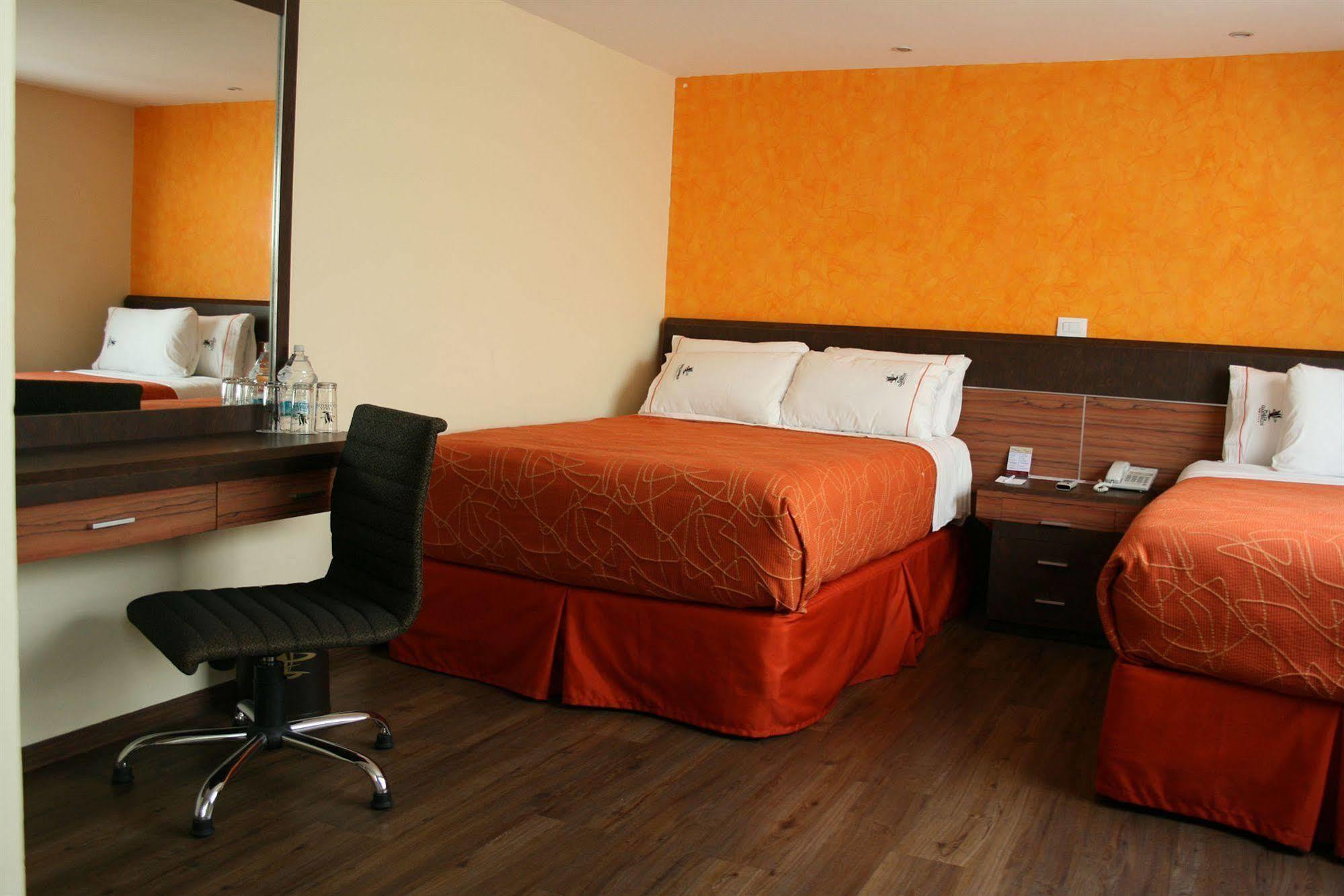 Mx Garibaldi Hotel 4*