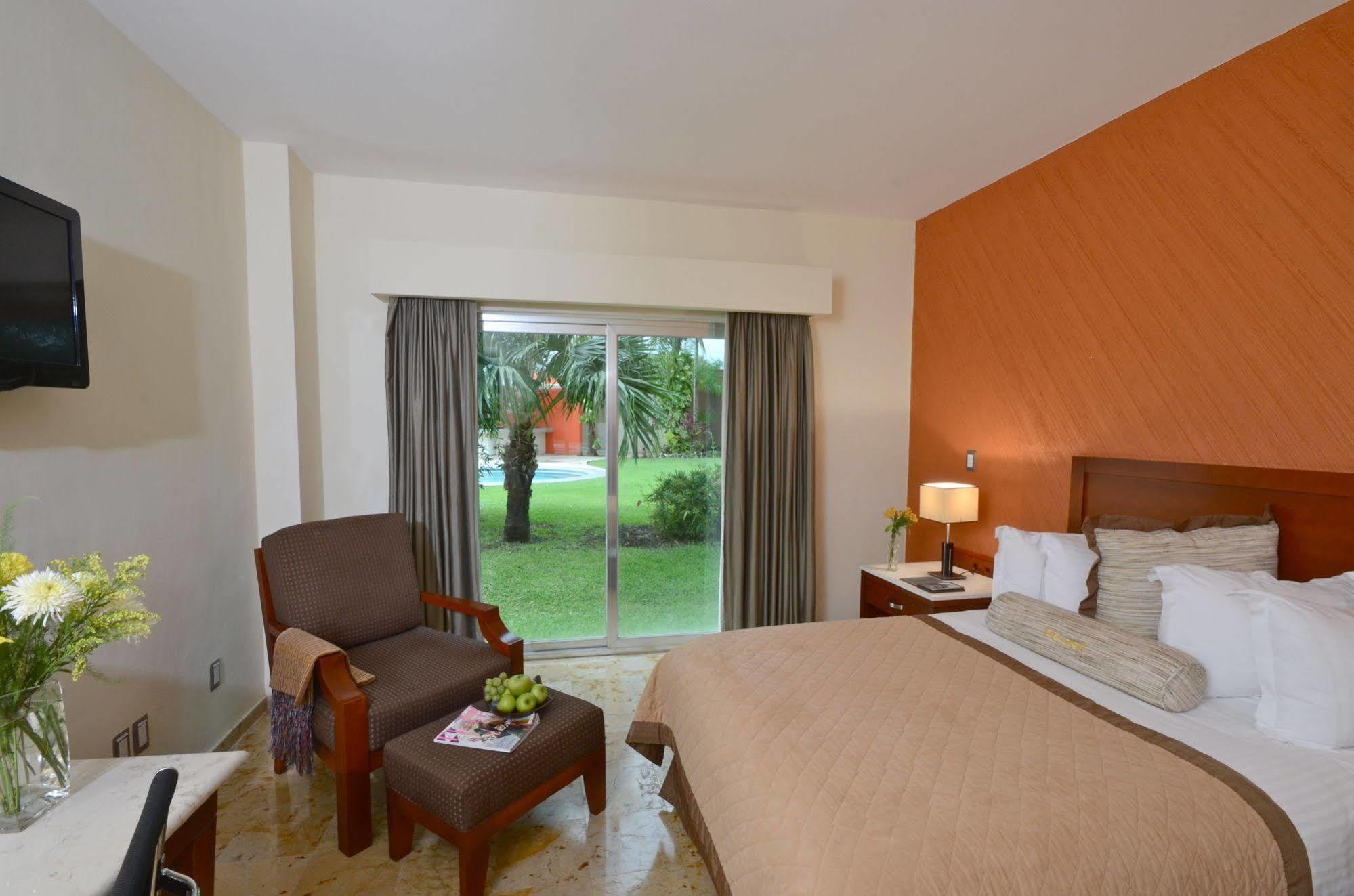 Gamma Garden Hotel 4*
