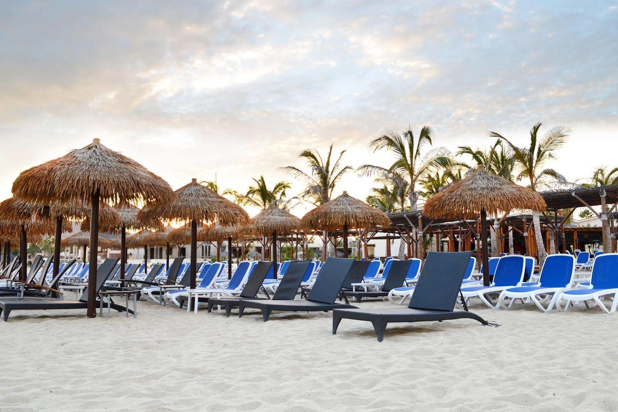 Grand Decameron Cabos, A Trademark (adults Only) Resort