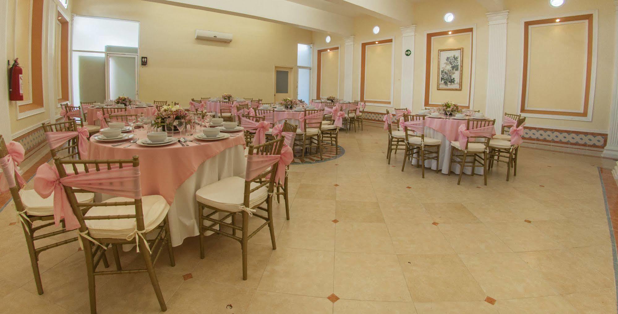 Hotel Margaritas Plaza Cristal 4*
