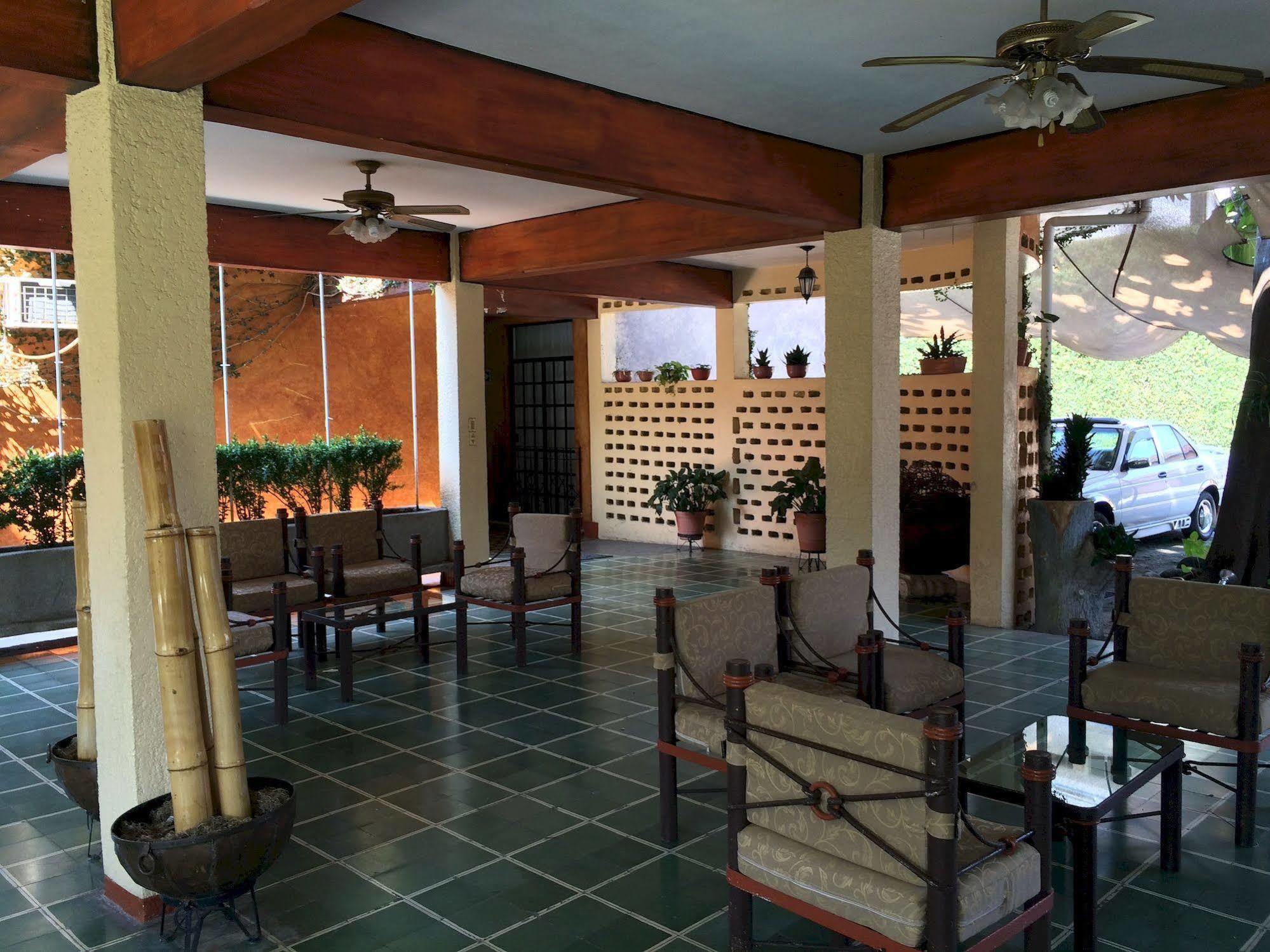 Hotel Fenix 3*