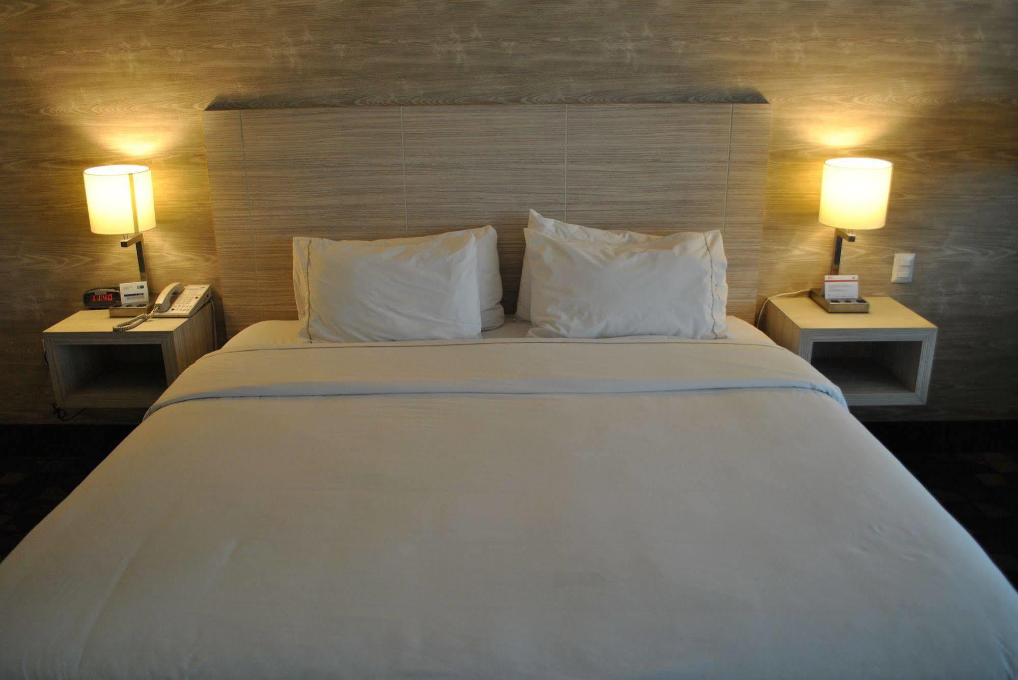 Express By Ihg Hotel Toluca