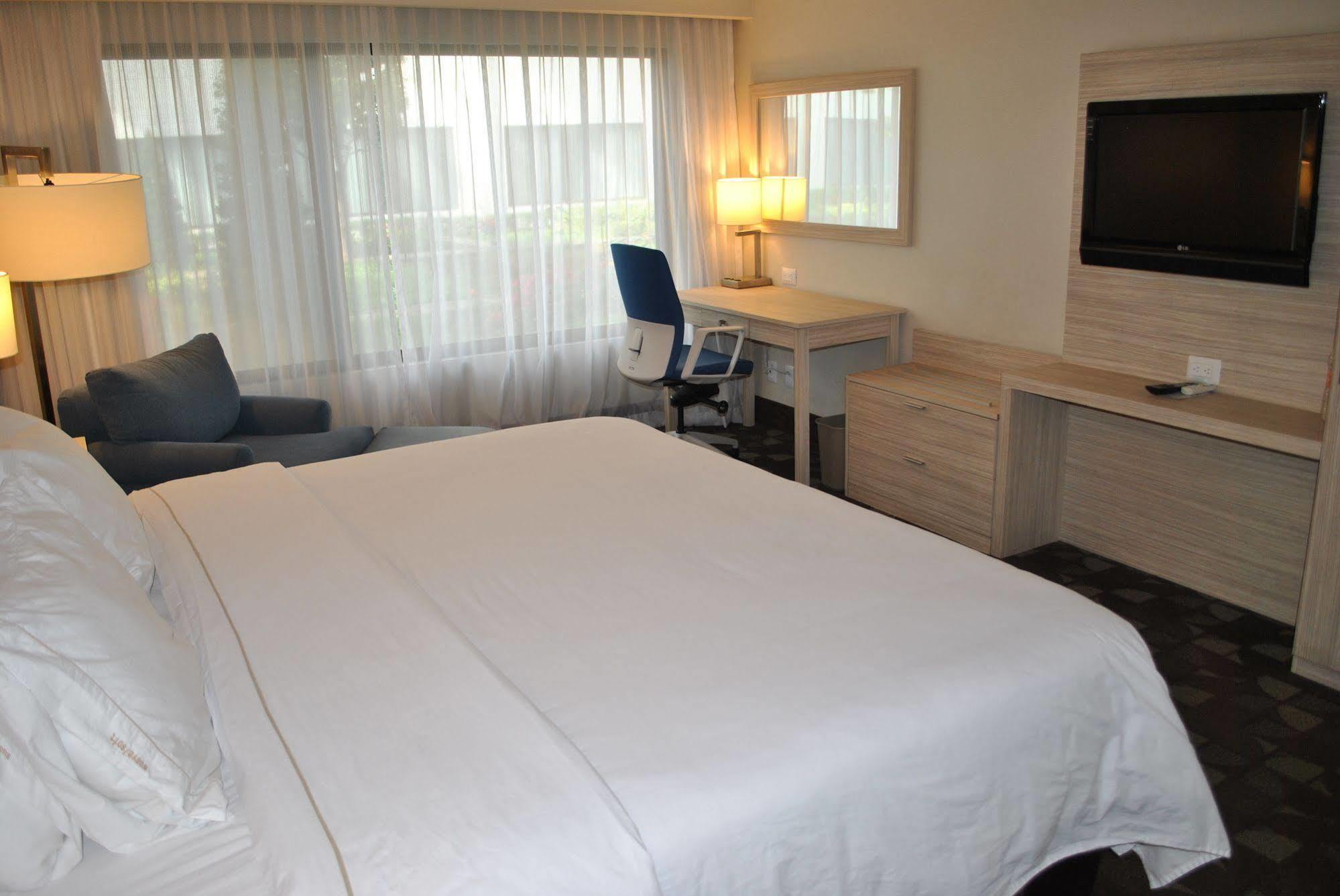 Hotel Express By Ihg 4*