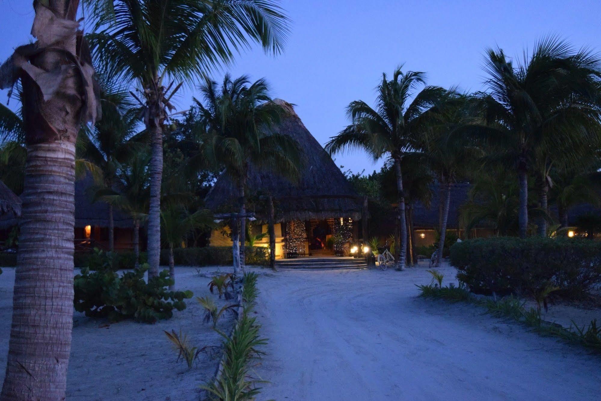 Resort Delfines 4*
