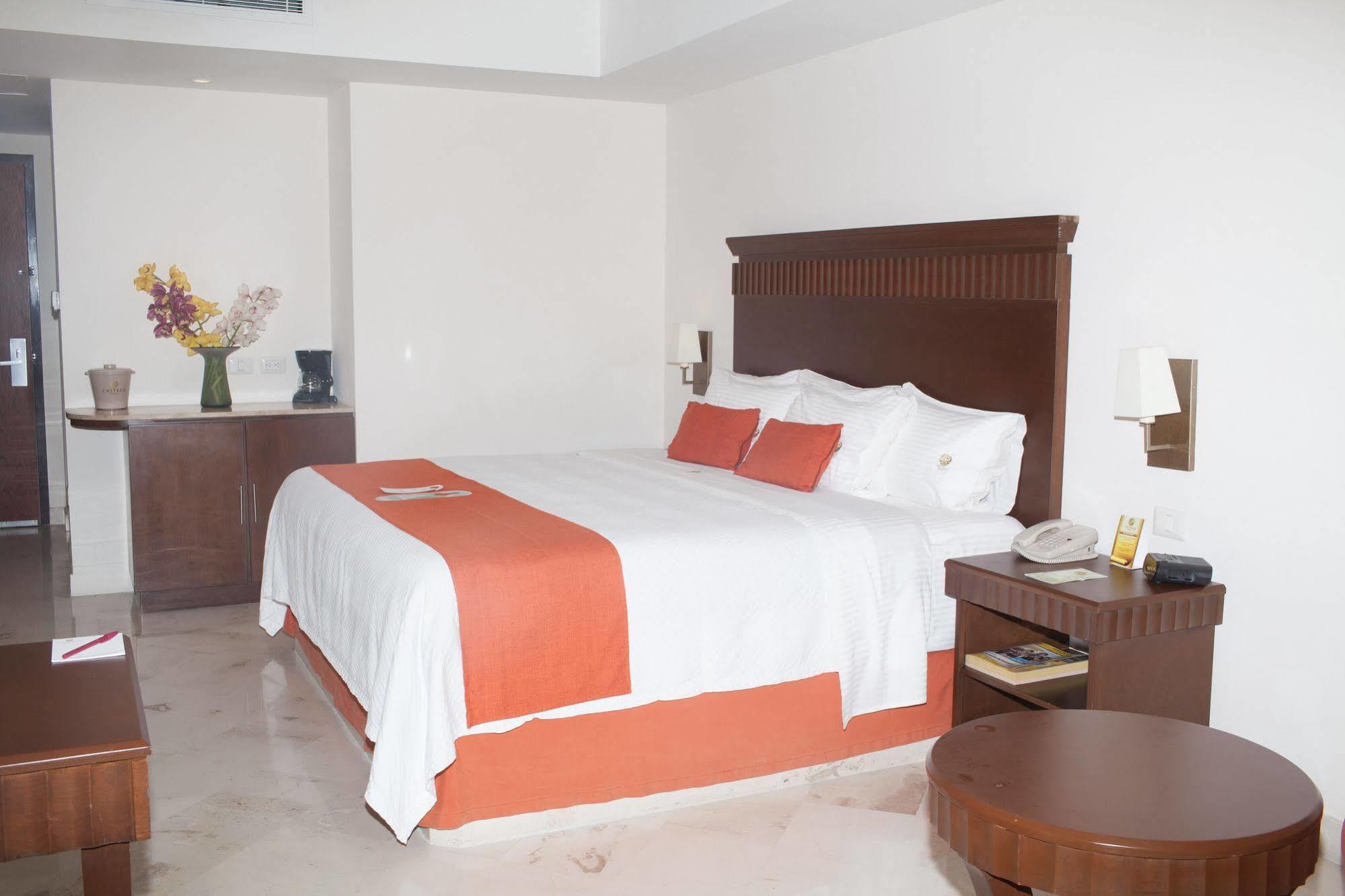 Ramada Plaza By Wyndham Veracruz Hotel