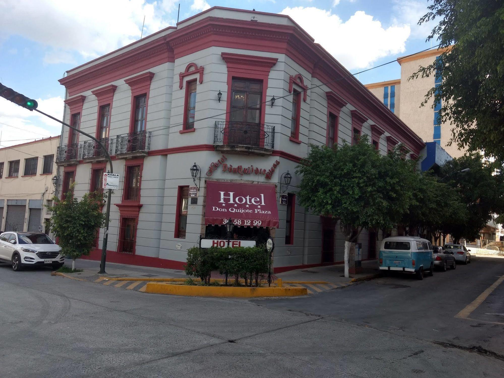 Don Quijote Plaza - Centro Historico 3* Guadalajara