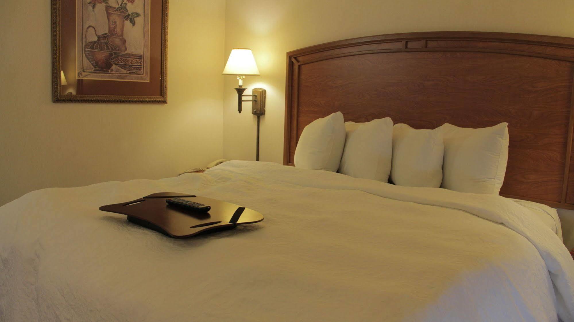 Hampton Airport-galerias Hotel 4*
