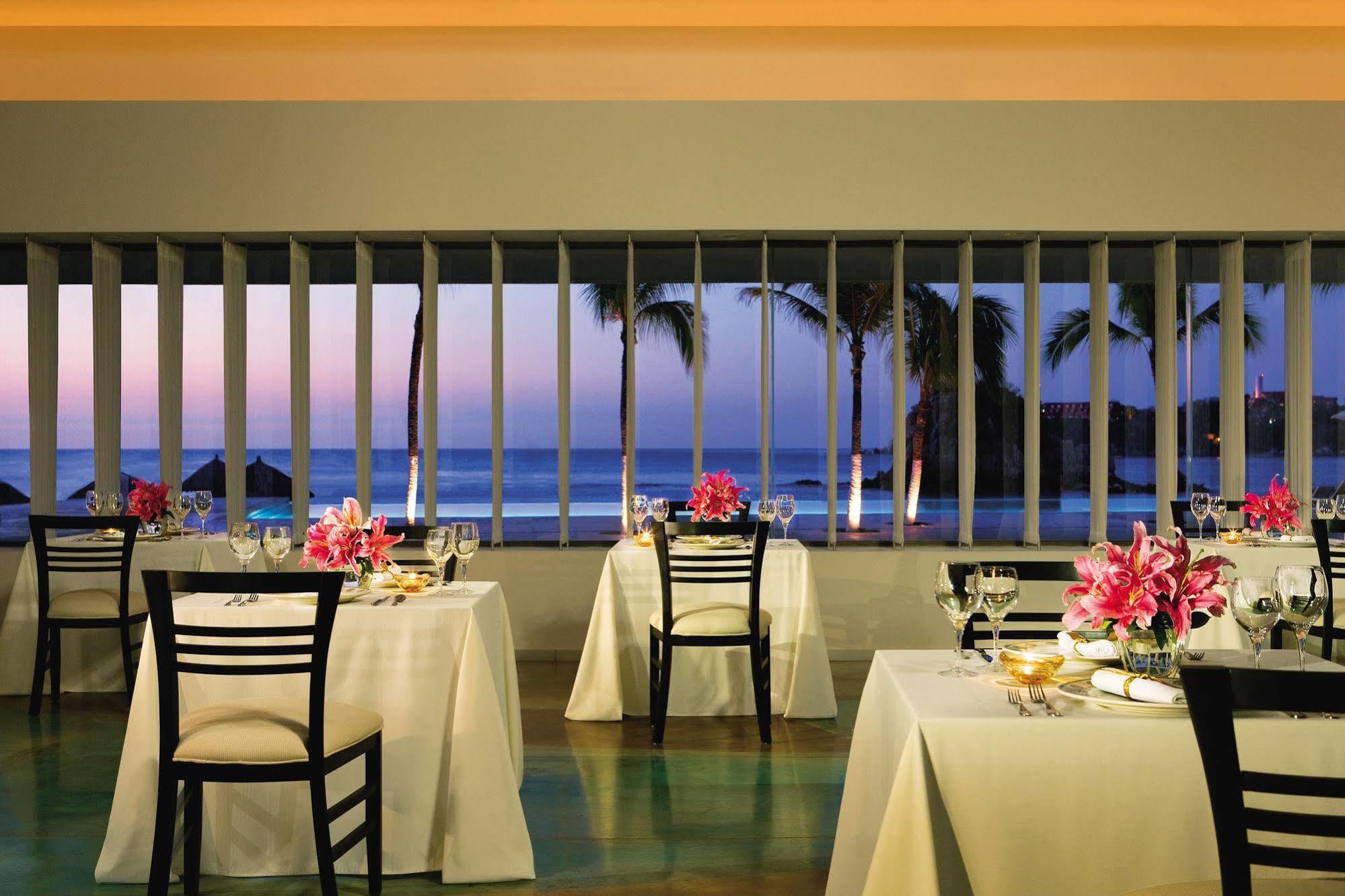 Dreams Huatulco &