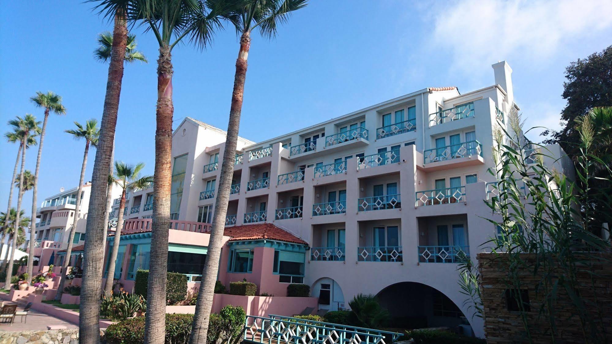 Rosas & Hotel 4*