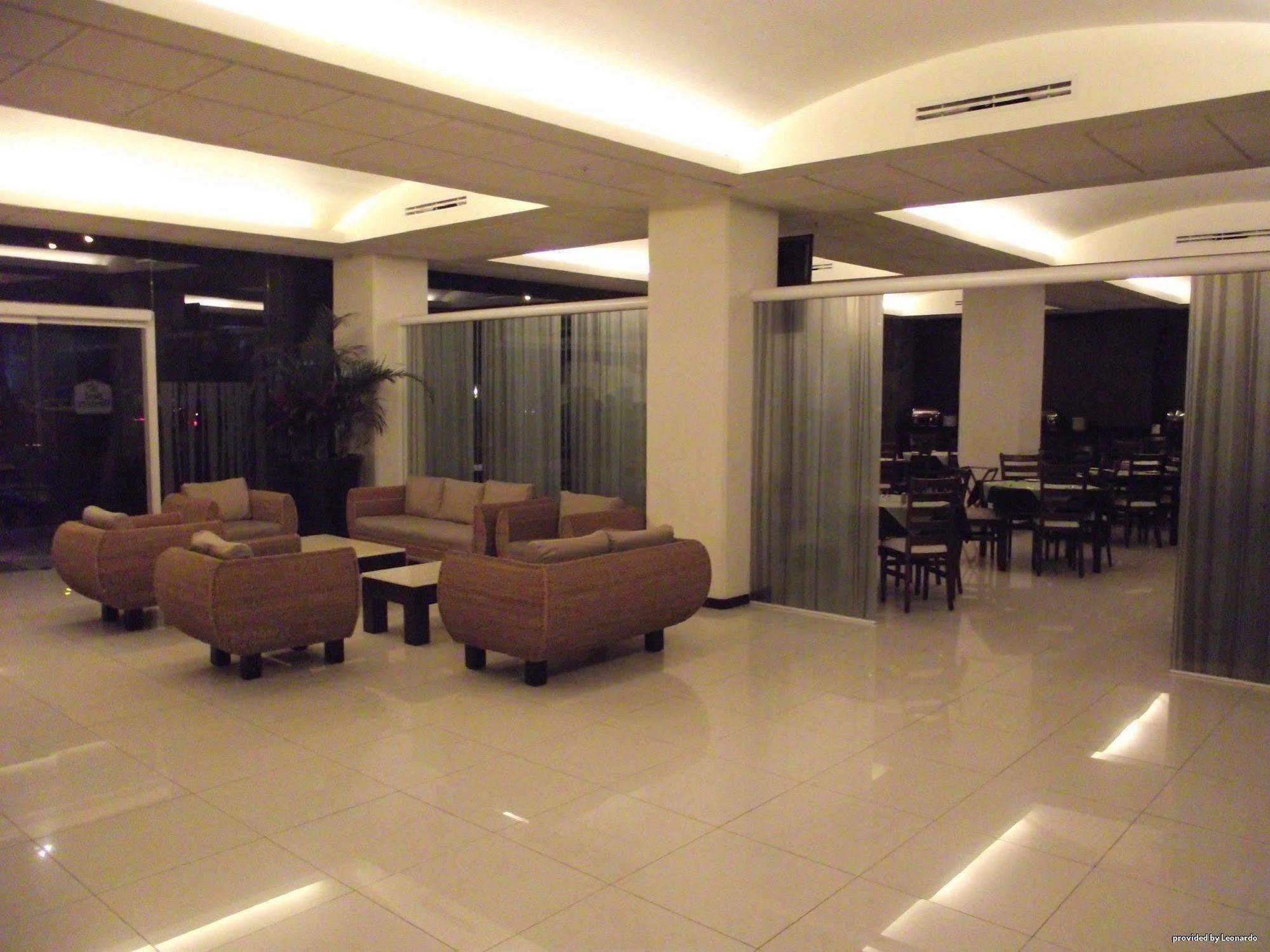 Hotel Western Crown Victoria Queretaro