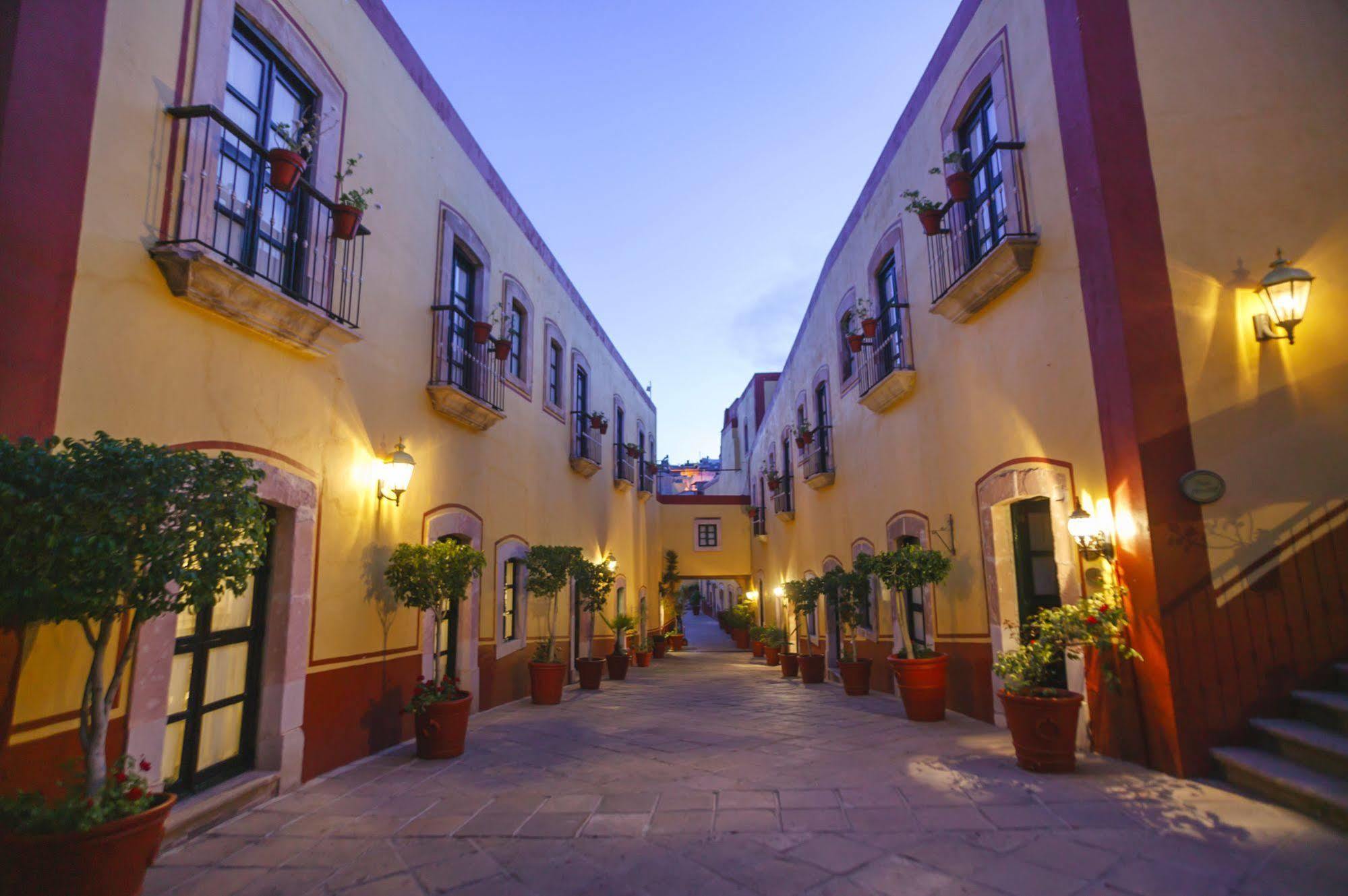 Hotel Meson De Jobito 5*
