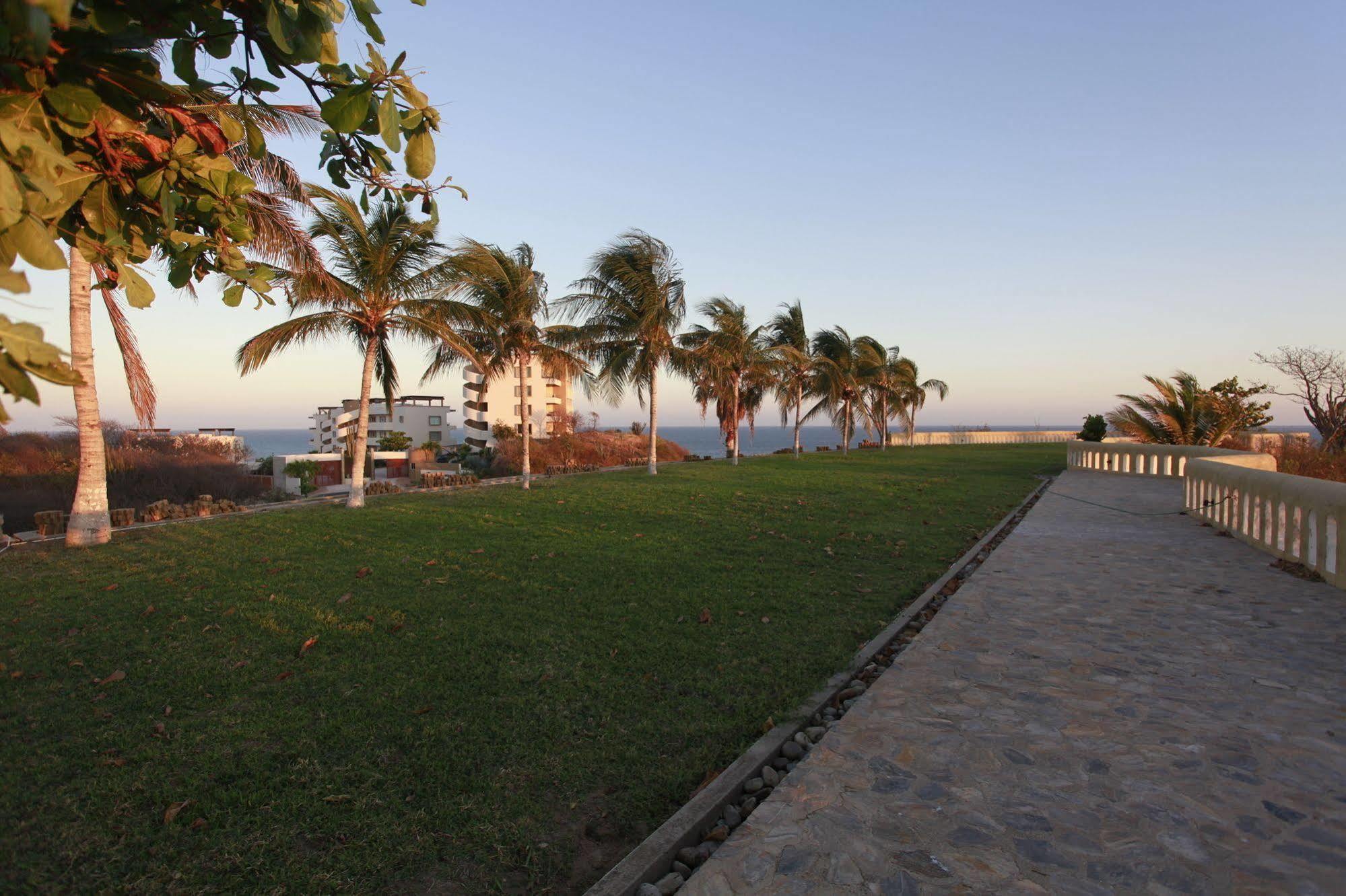 & Luz De Luna 4* Santa Cruz Huatulco