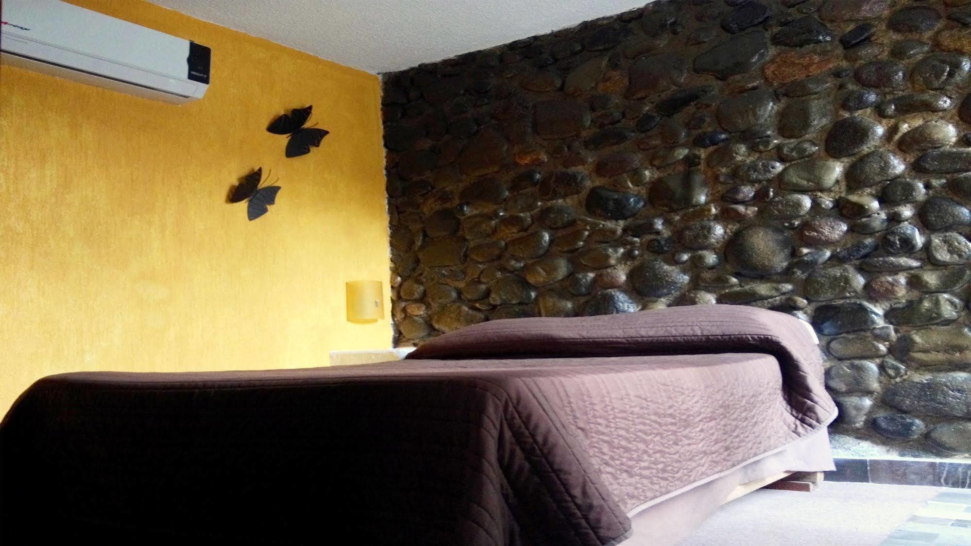 Aparthotel Maria Antonieta