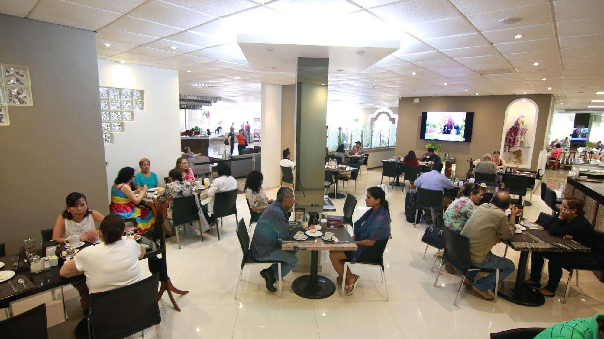 Fray Junipero Serra Hotel Tepic