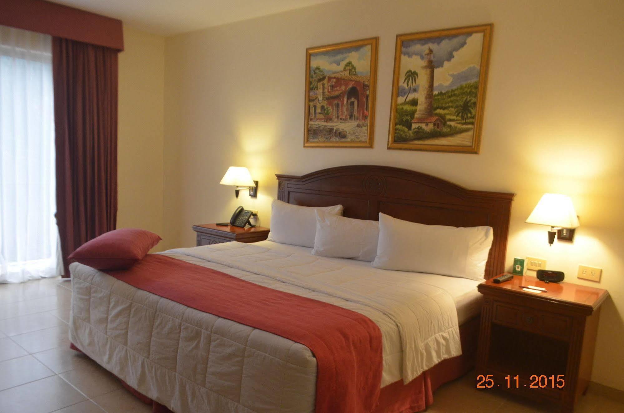 Hotel Hacienda Real