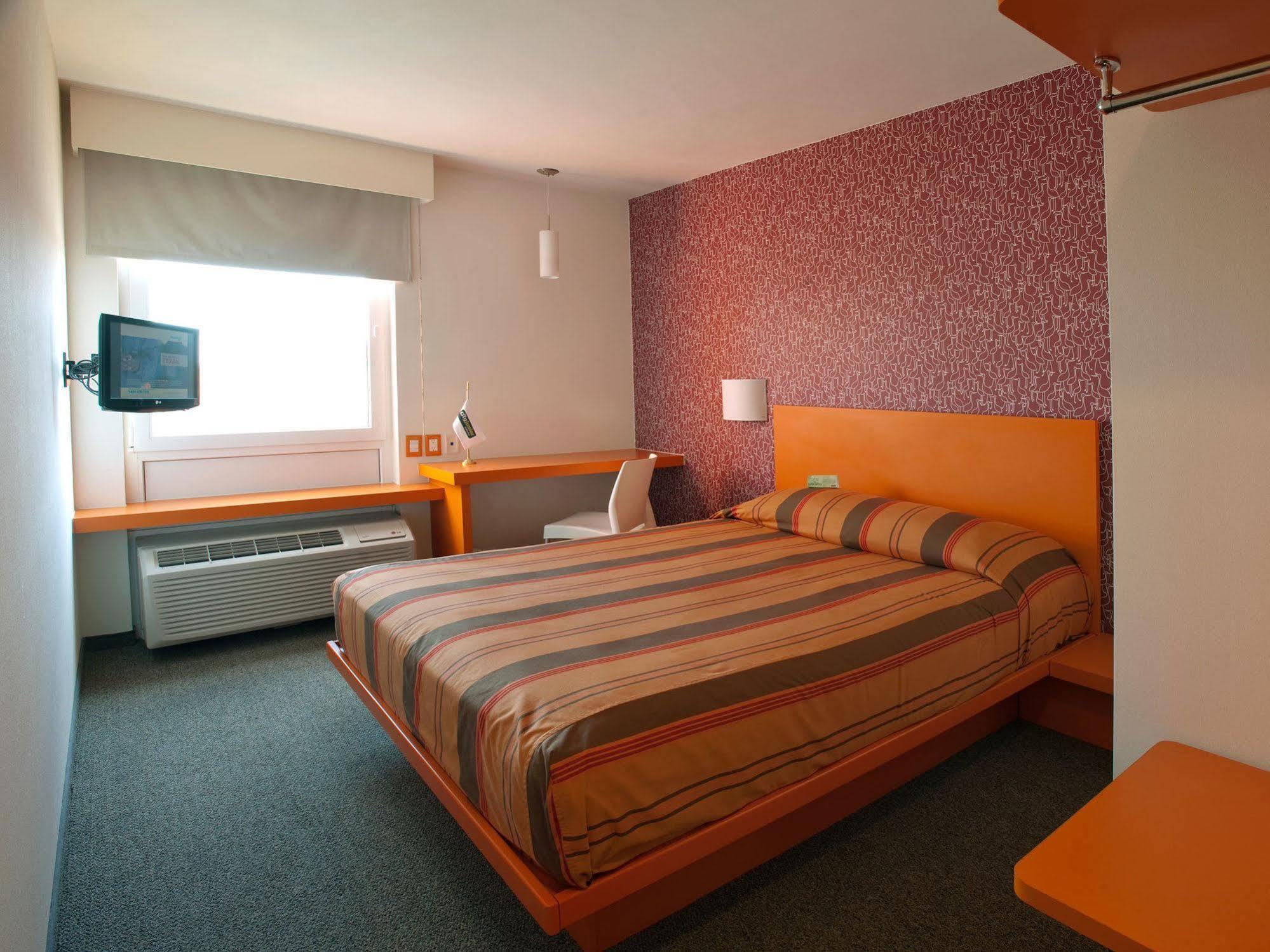 Express Junior By Marriott Aeropuerto Hotel 3*