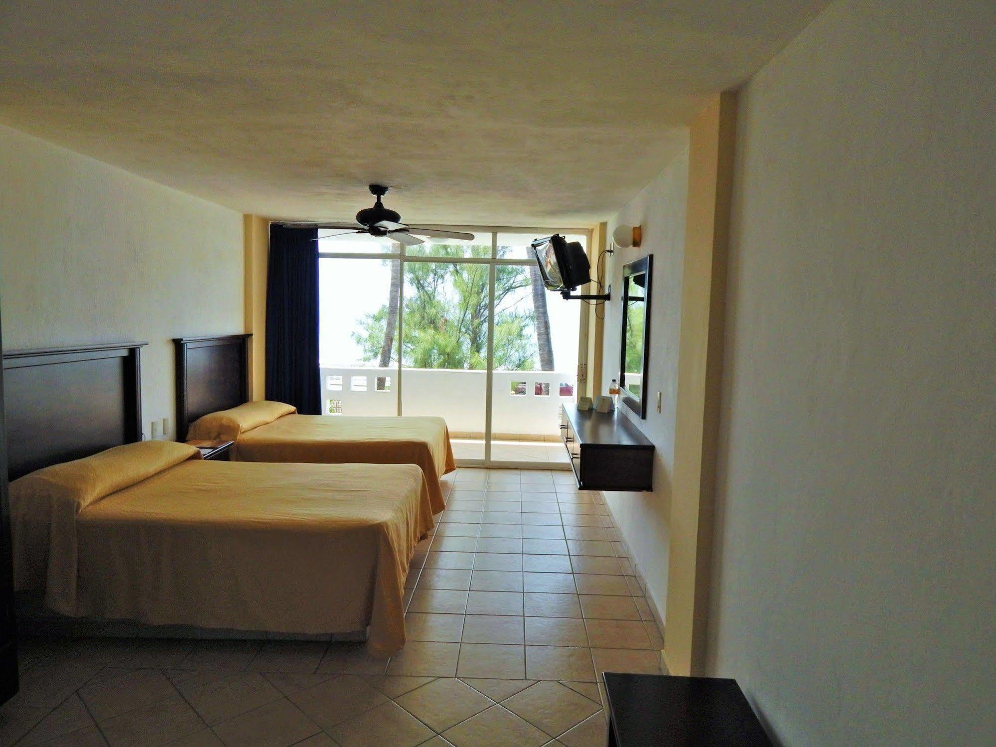 Las Jacarandas Hotel Mazatlan