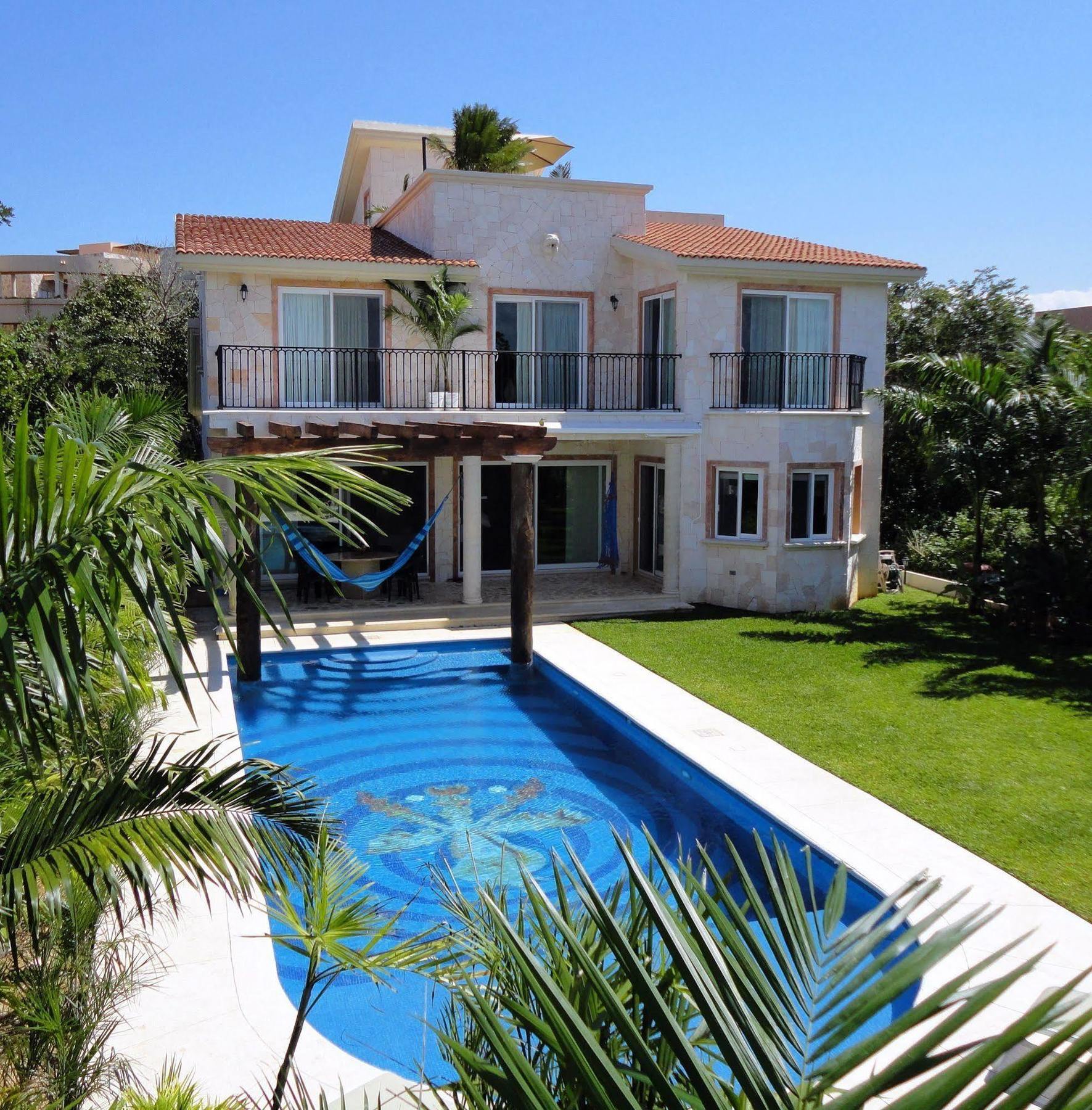 Casa Jaguar 4*