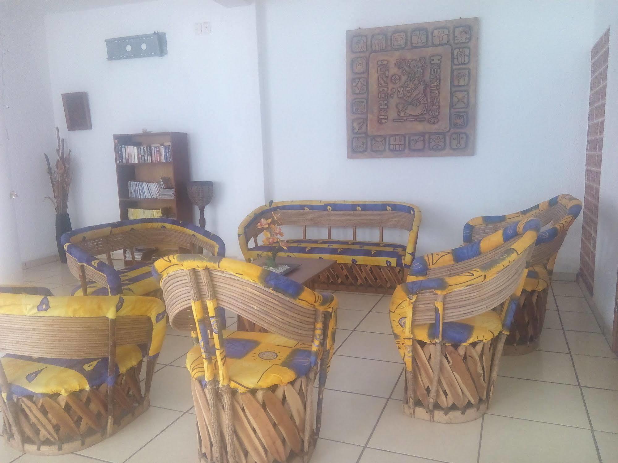 Sarabi 3* Barra de Navidad