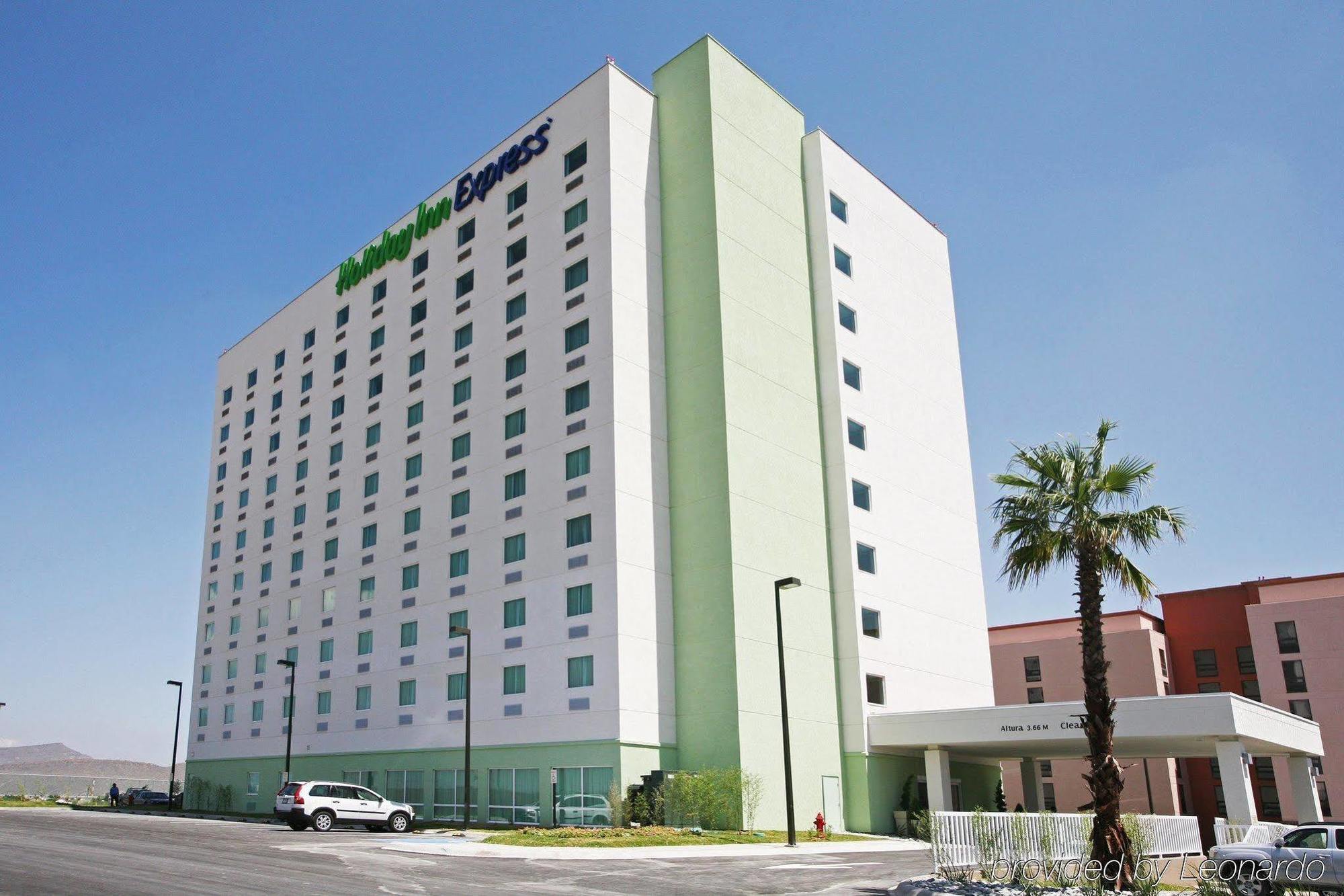 Hotel Express Zona Aeropuerto By Ihg 4*