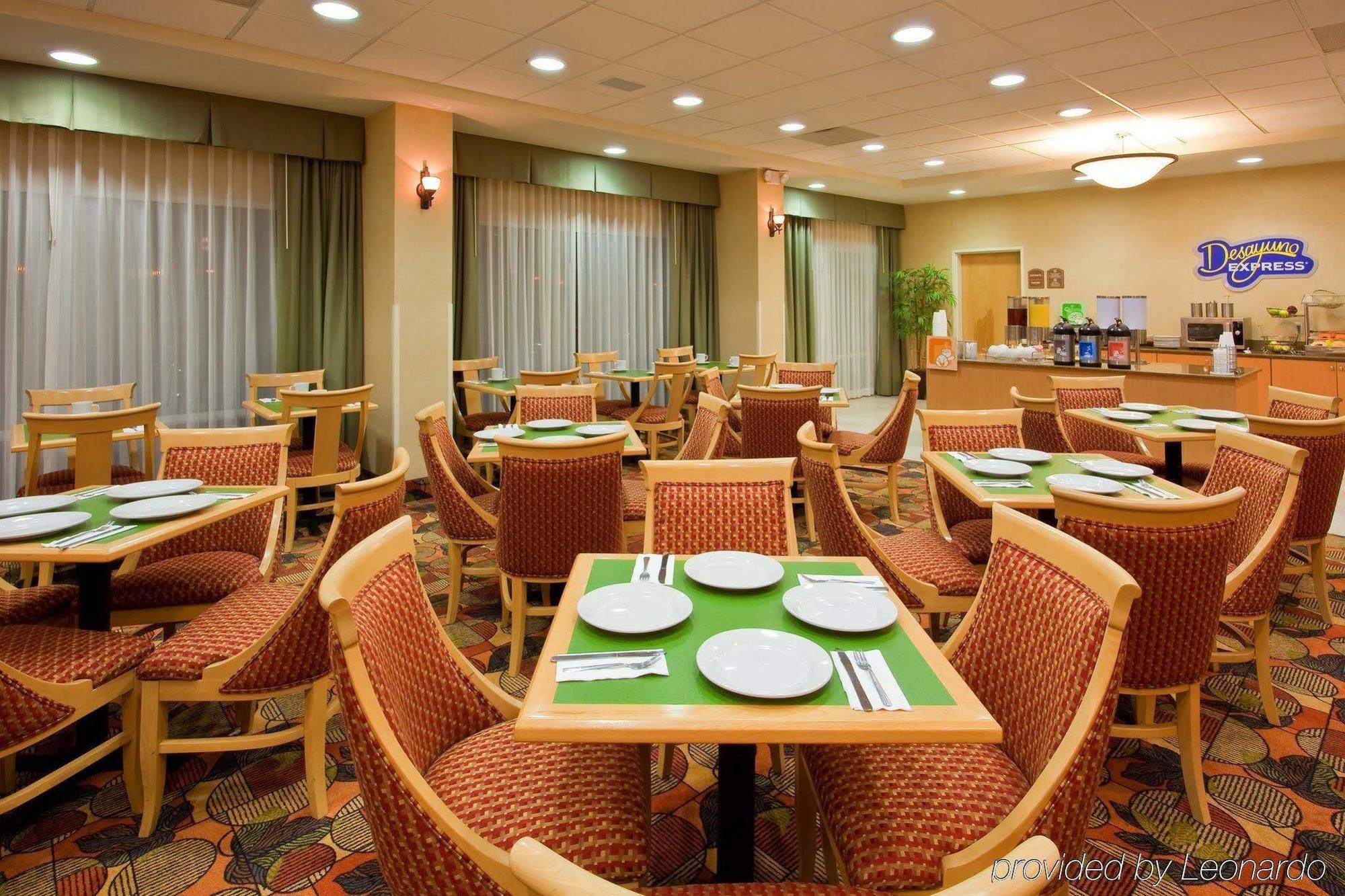 Express Zona Aeropuerto By Ihg 4* Saltillo