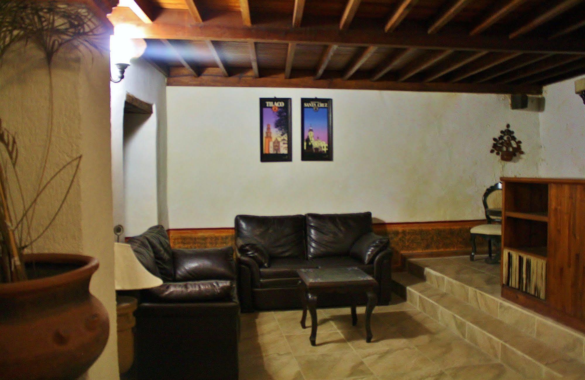 Meson De La Merced Boutique Patio &
