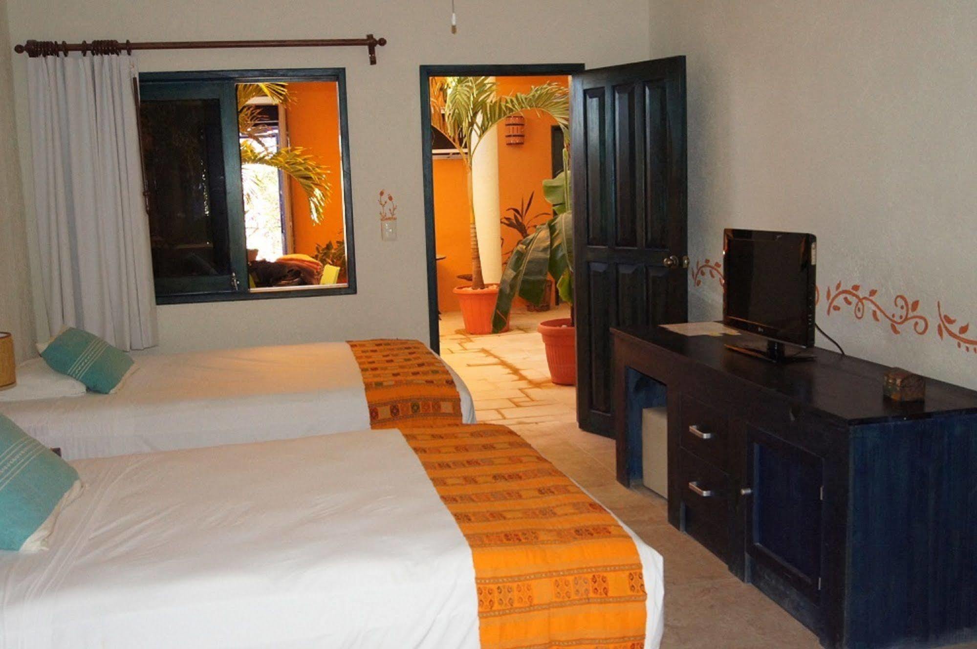 Arena Hotel 4*
