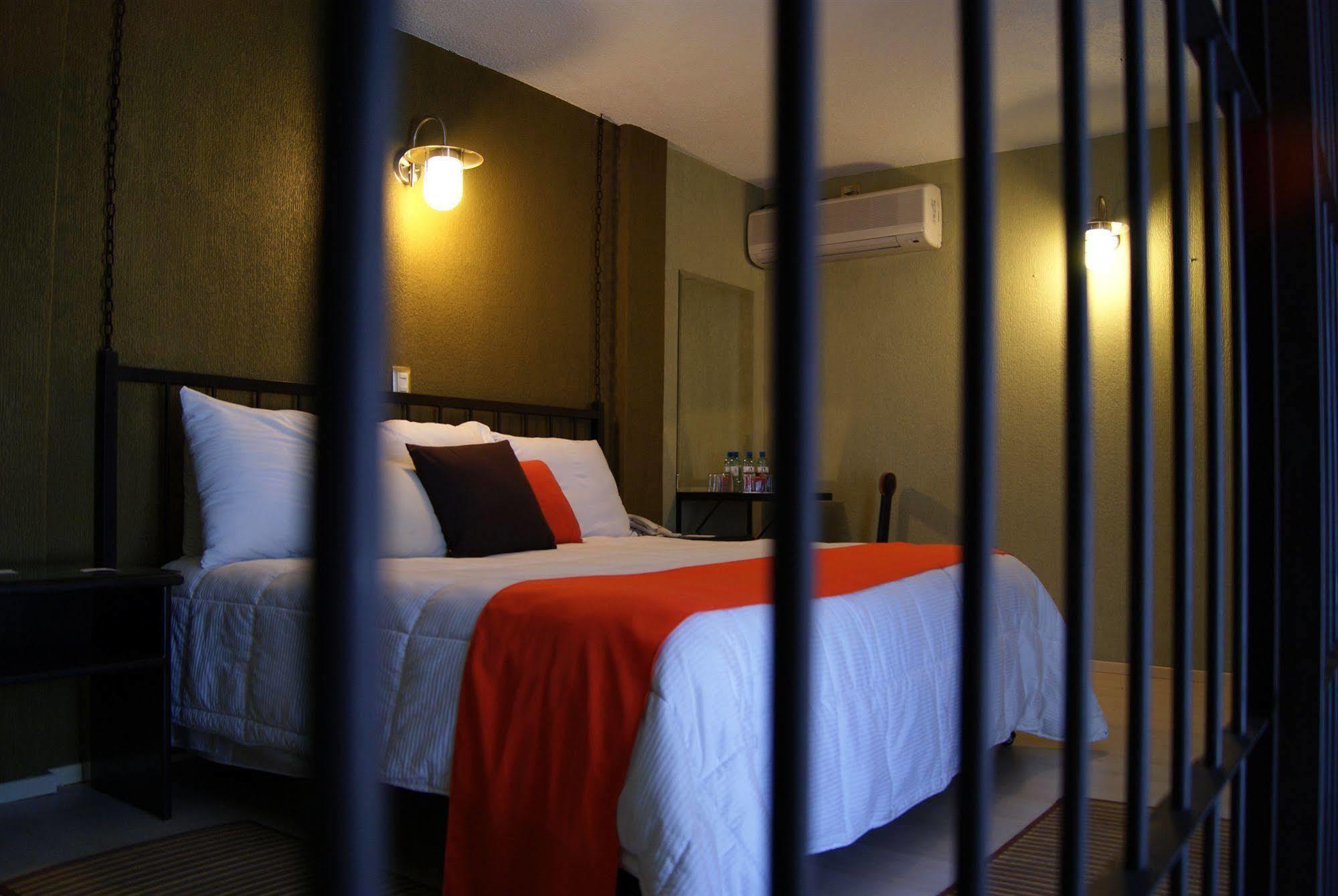Hotel Medrano Tematicas And Business 4*