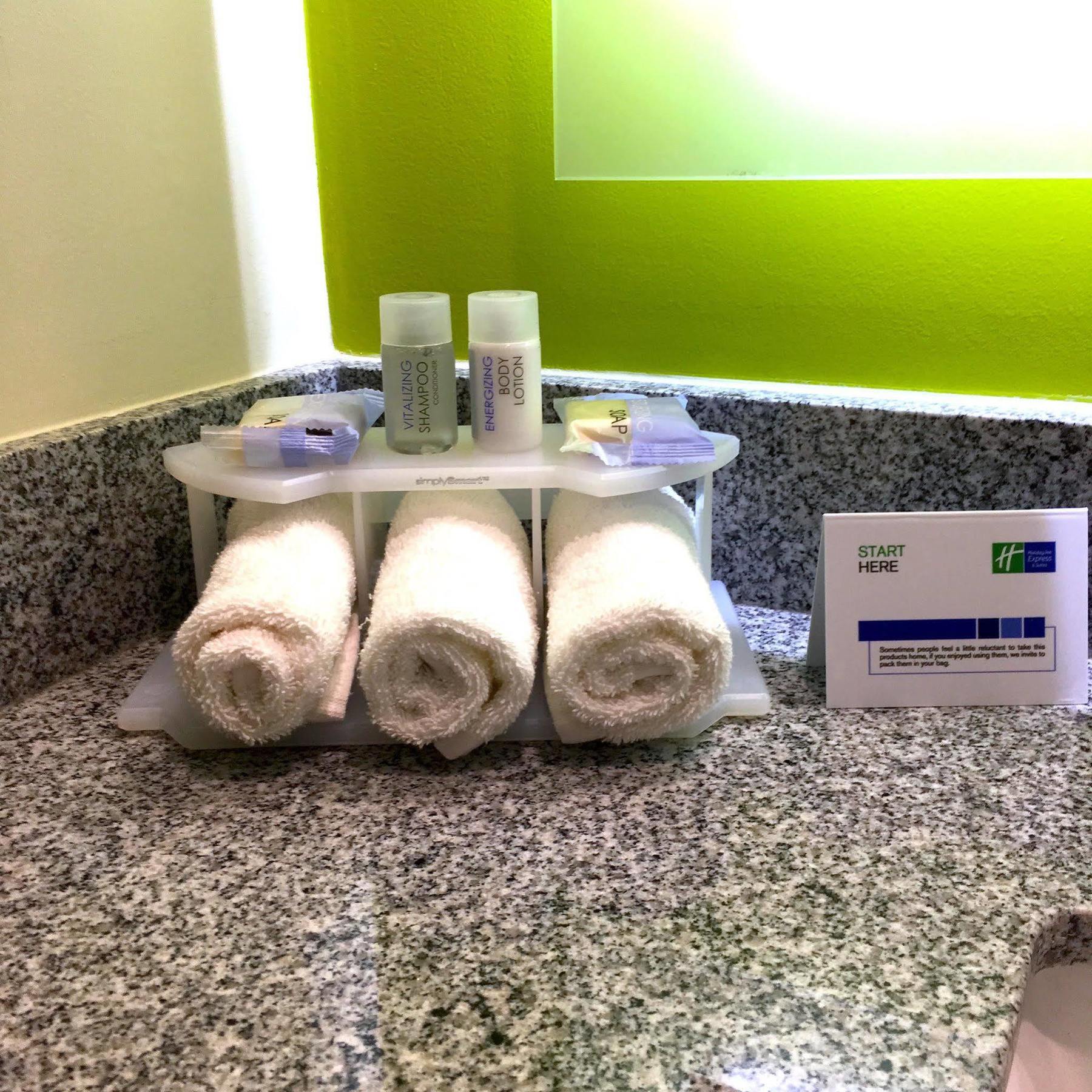 Express & By Ihg Hotel 4*