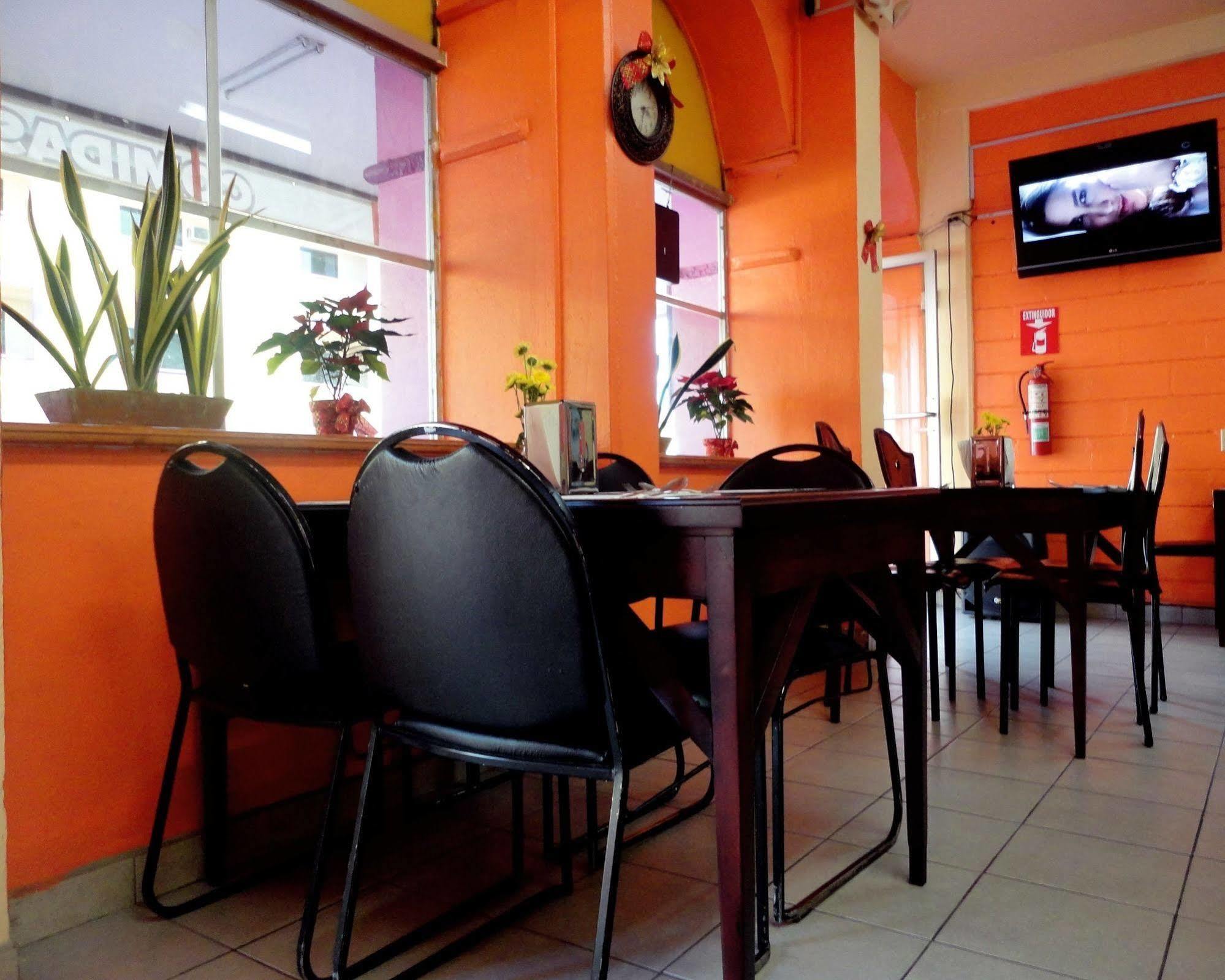 Santo Tomas Hotel