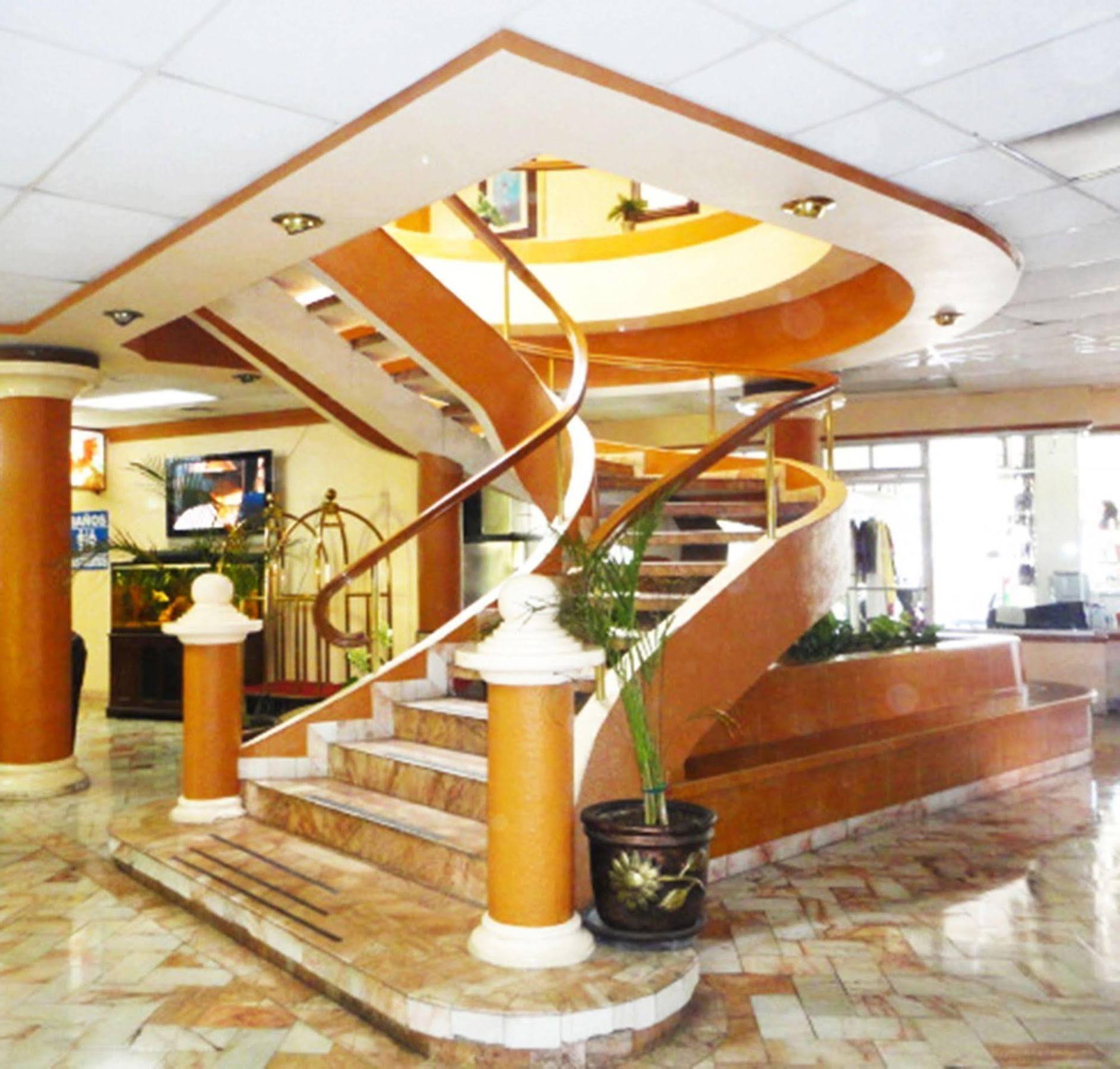 Santo Tomas Hotel 3*
