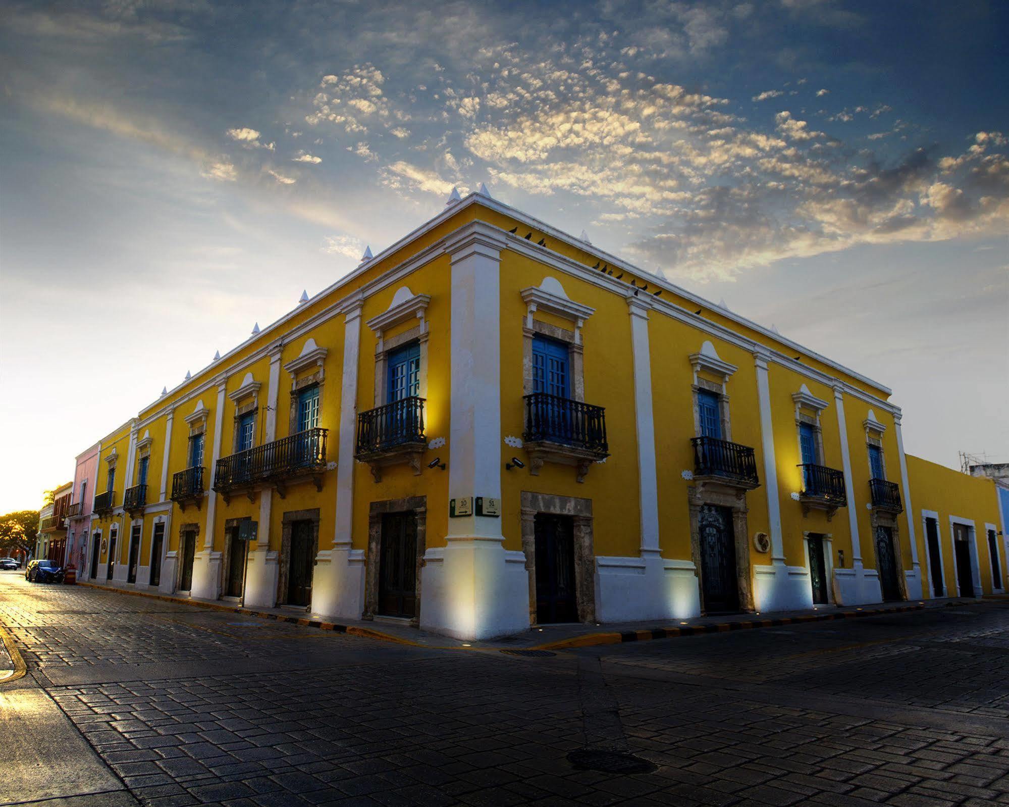 Hotel Plaza Colonial 4*