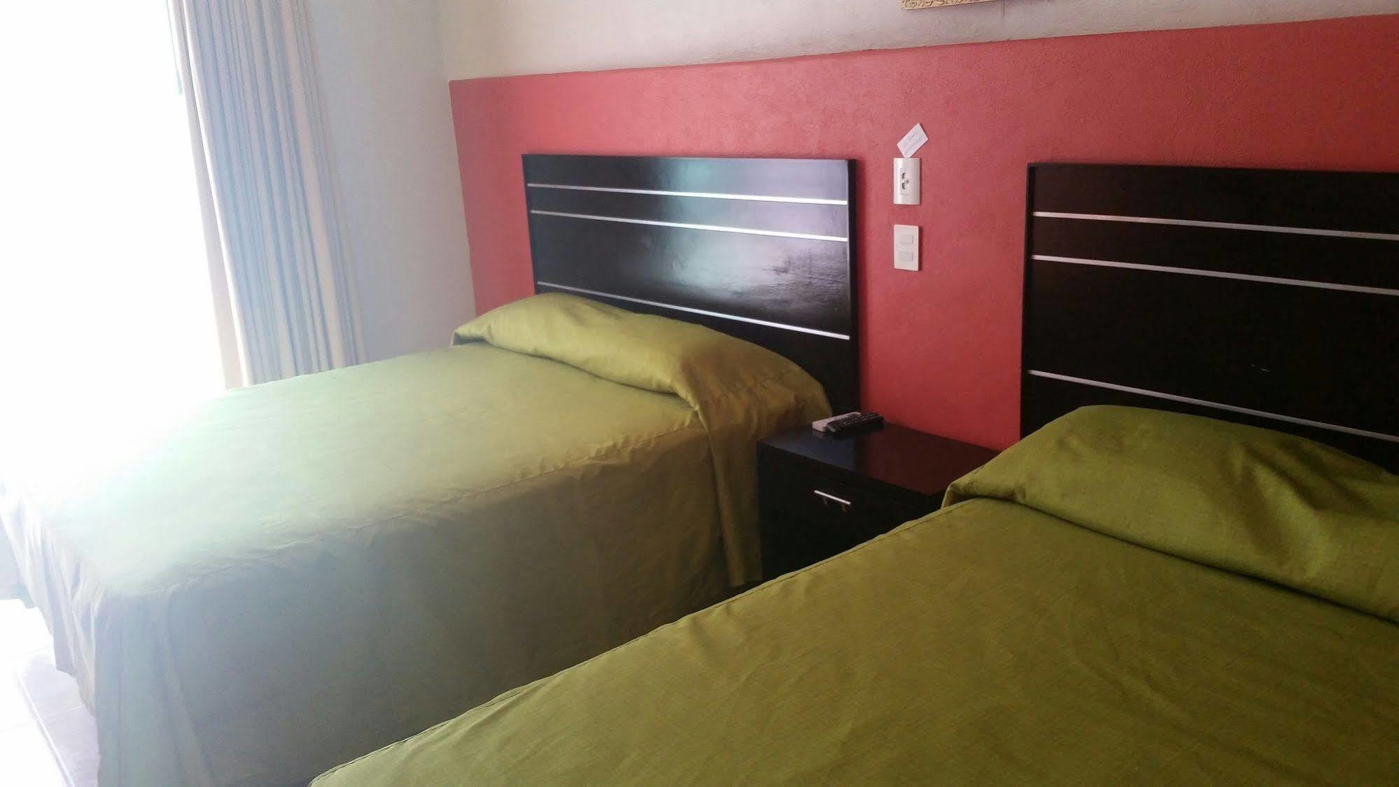 Y Los Encantos Hotel Sayulita