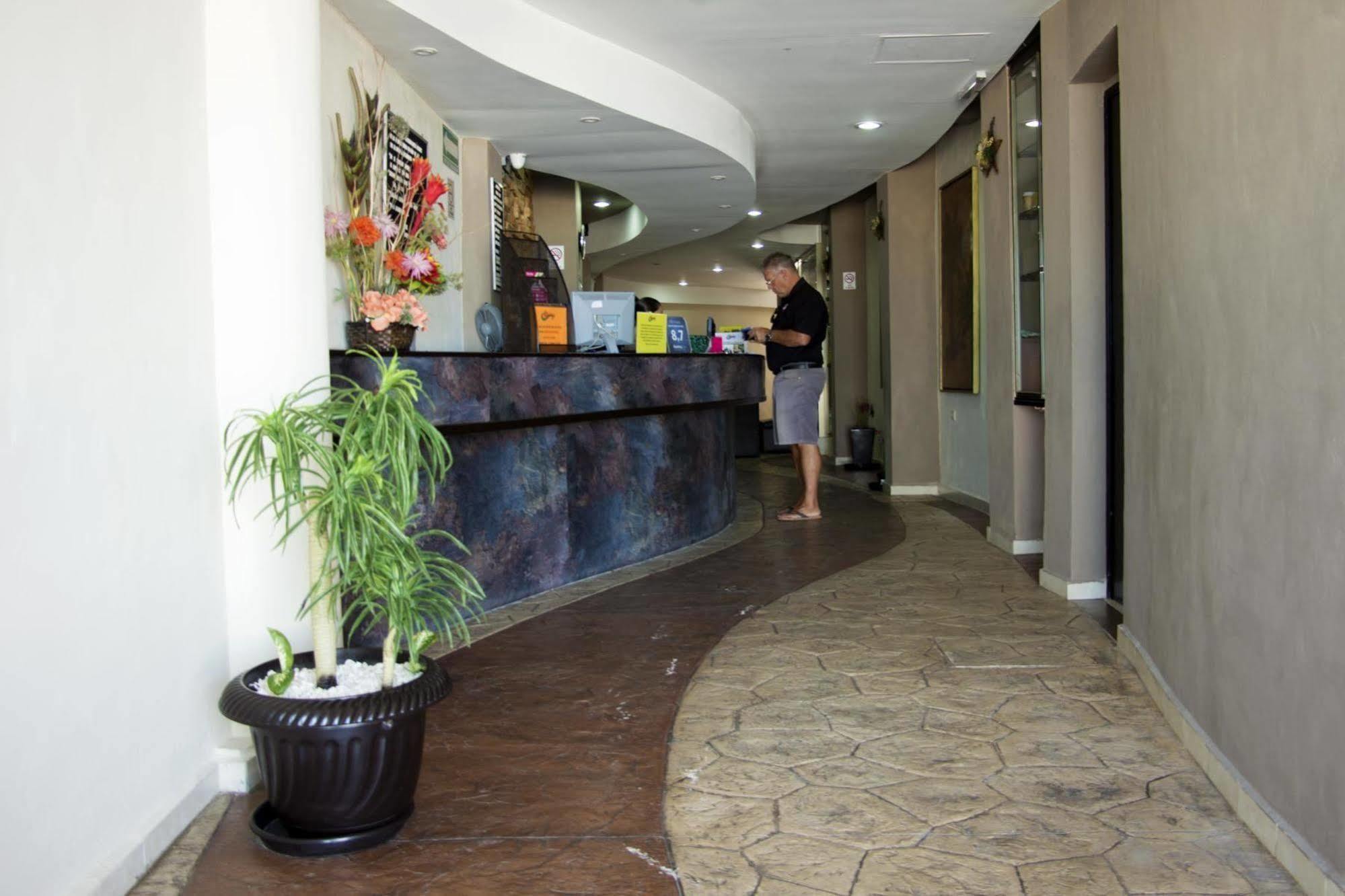 Hotel & Domani Progreso (Yucatan)