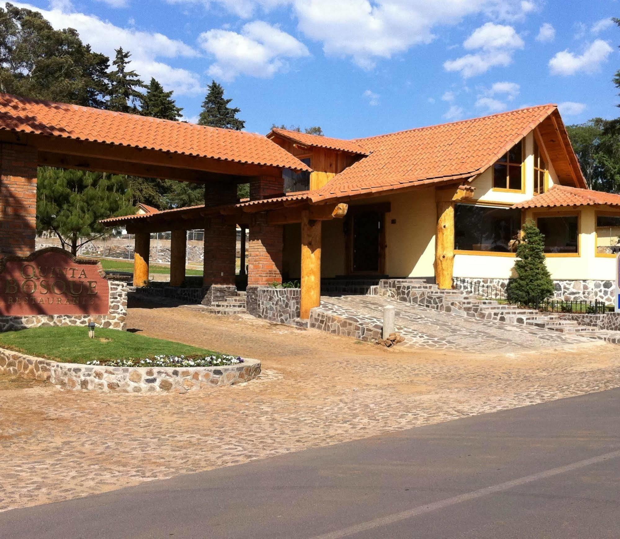 Hotel Cabanas Montecielo