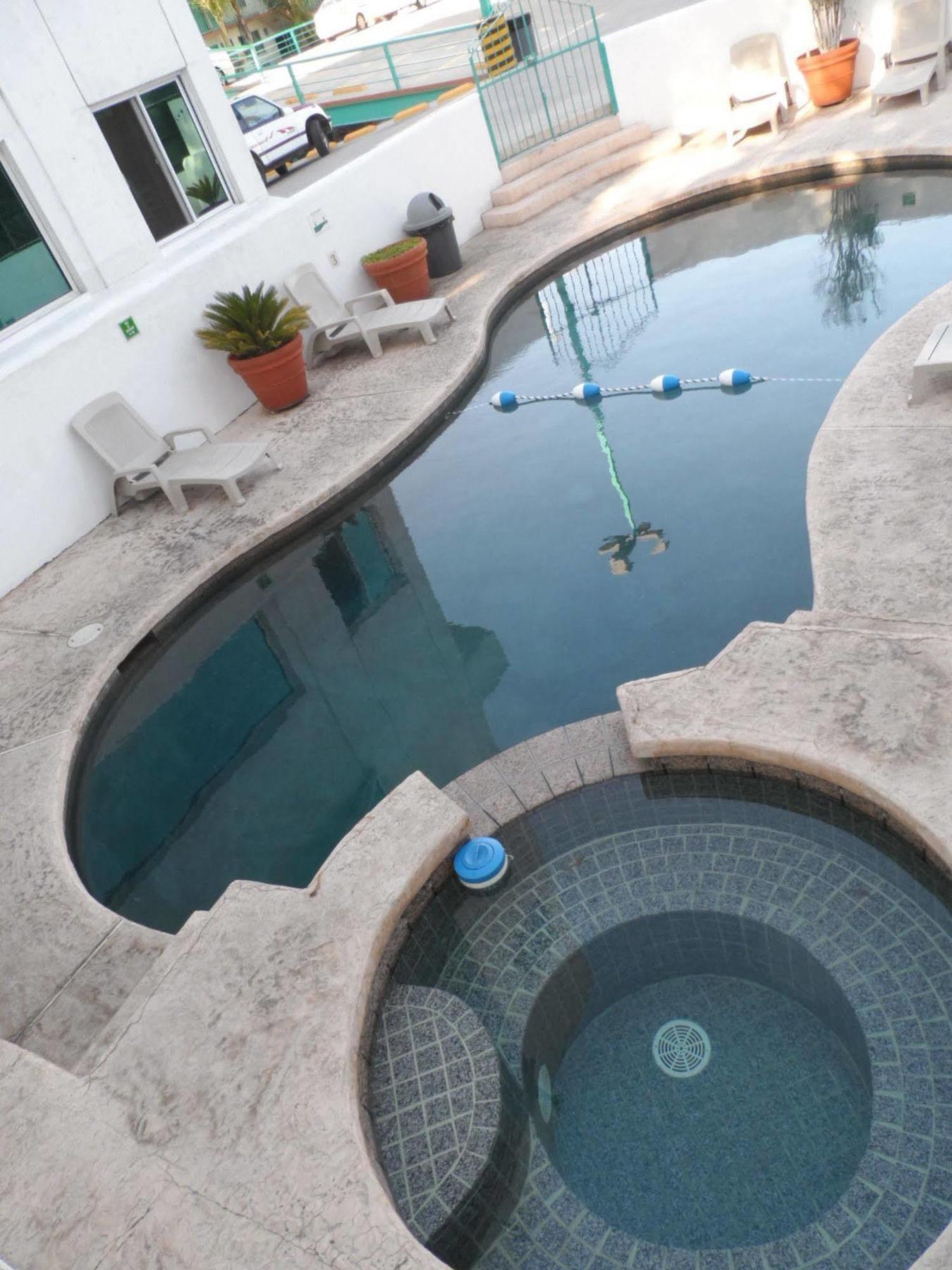 Real De 3* Tijuana