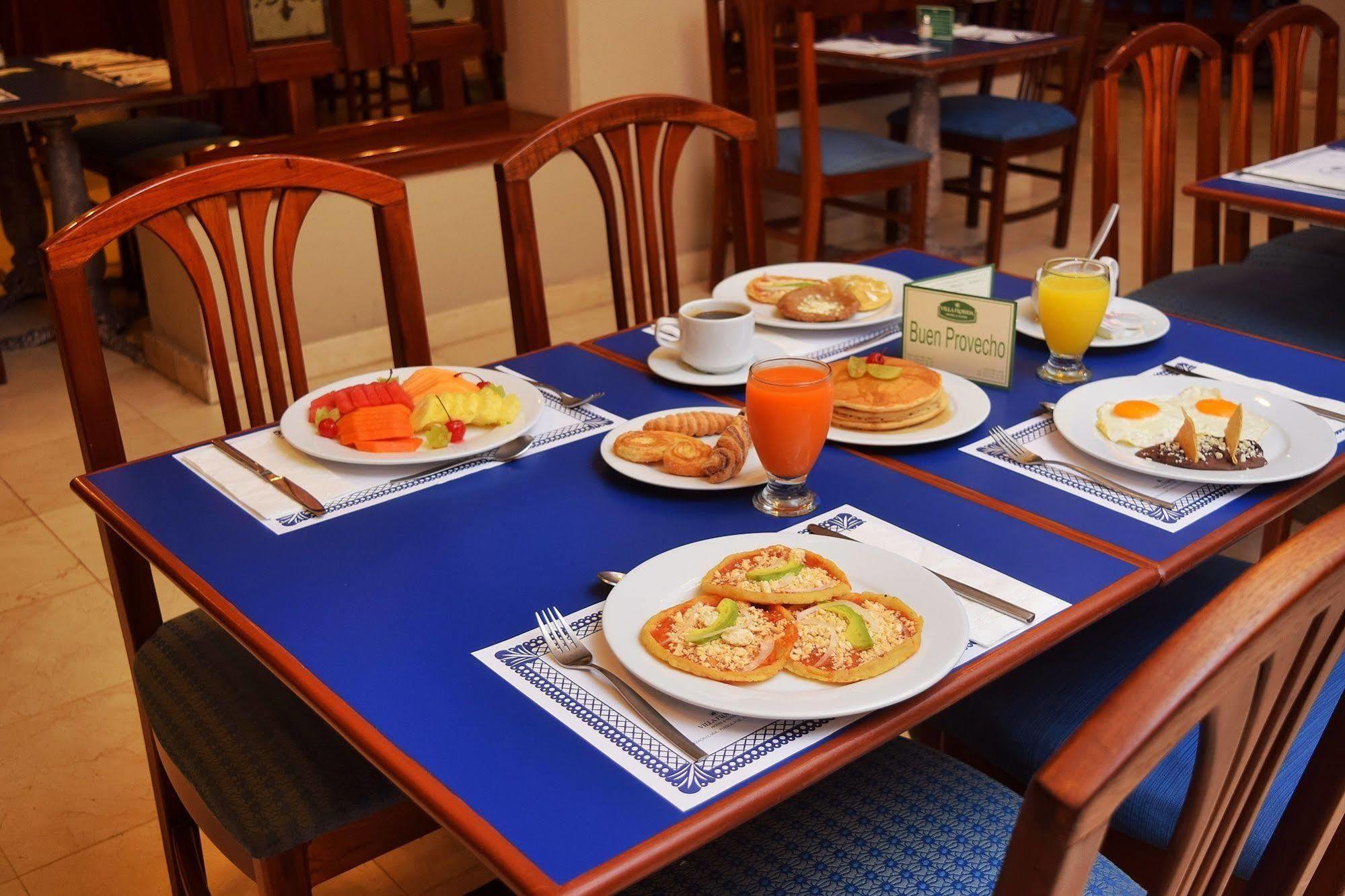 Hotel Astur & 4*