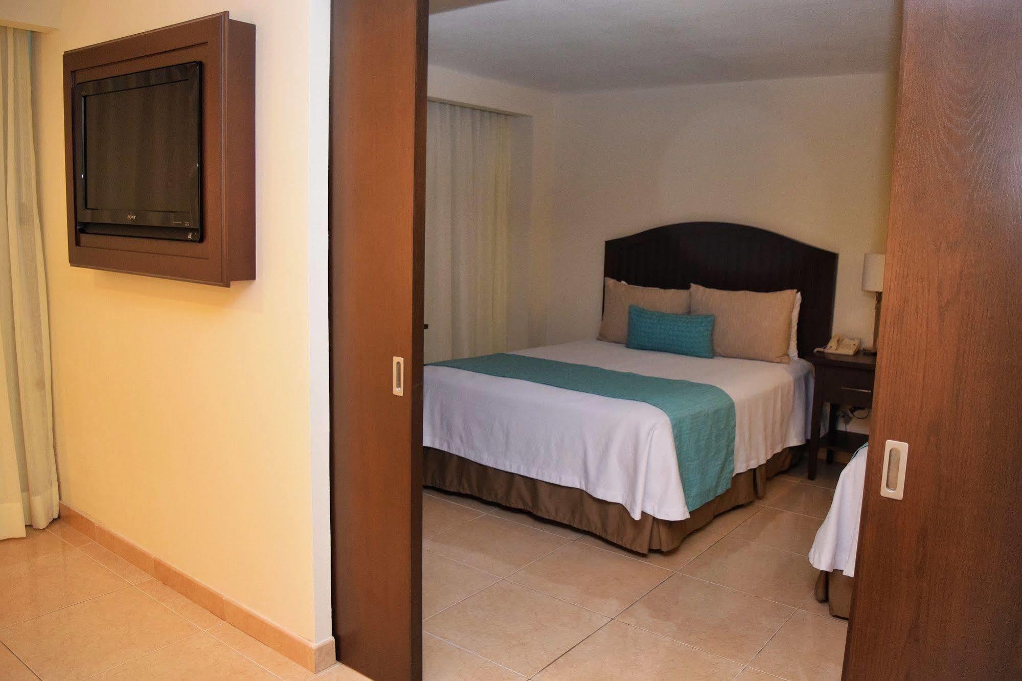 Hotel Astur &