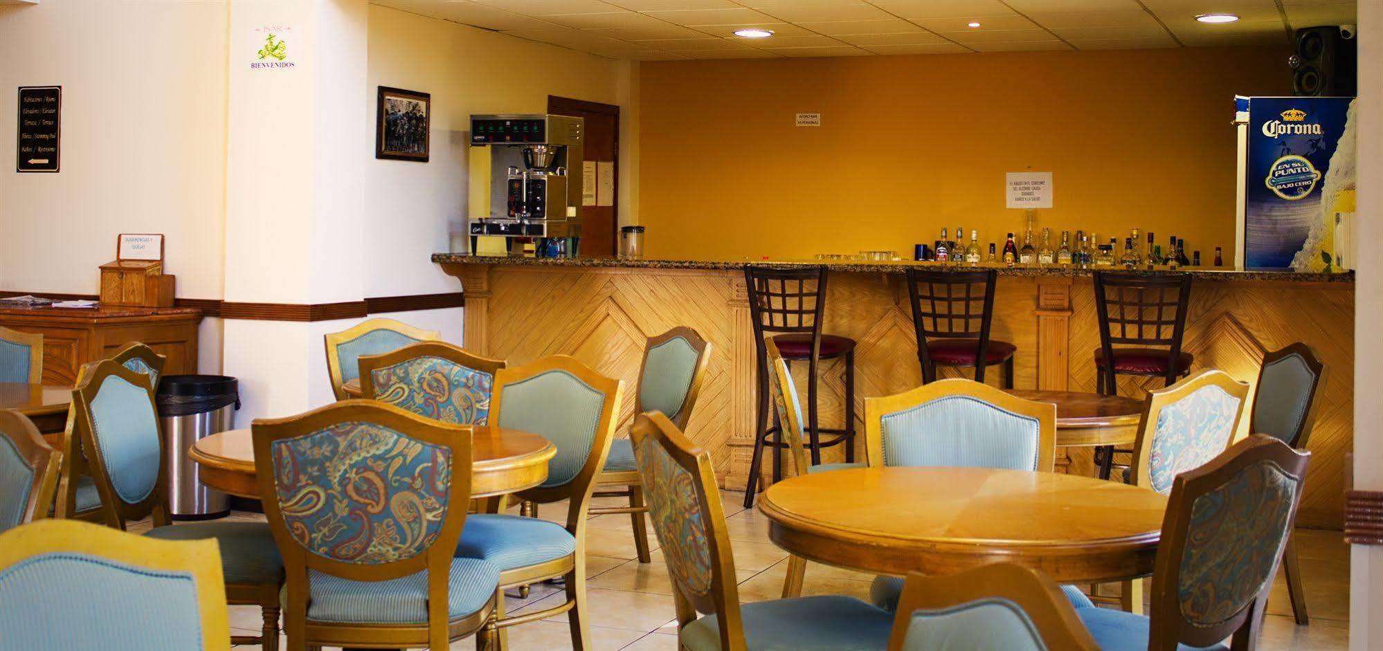 Hotel Consulado 3*