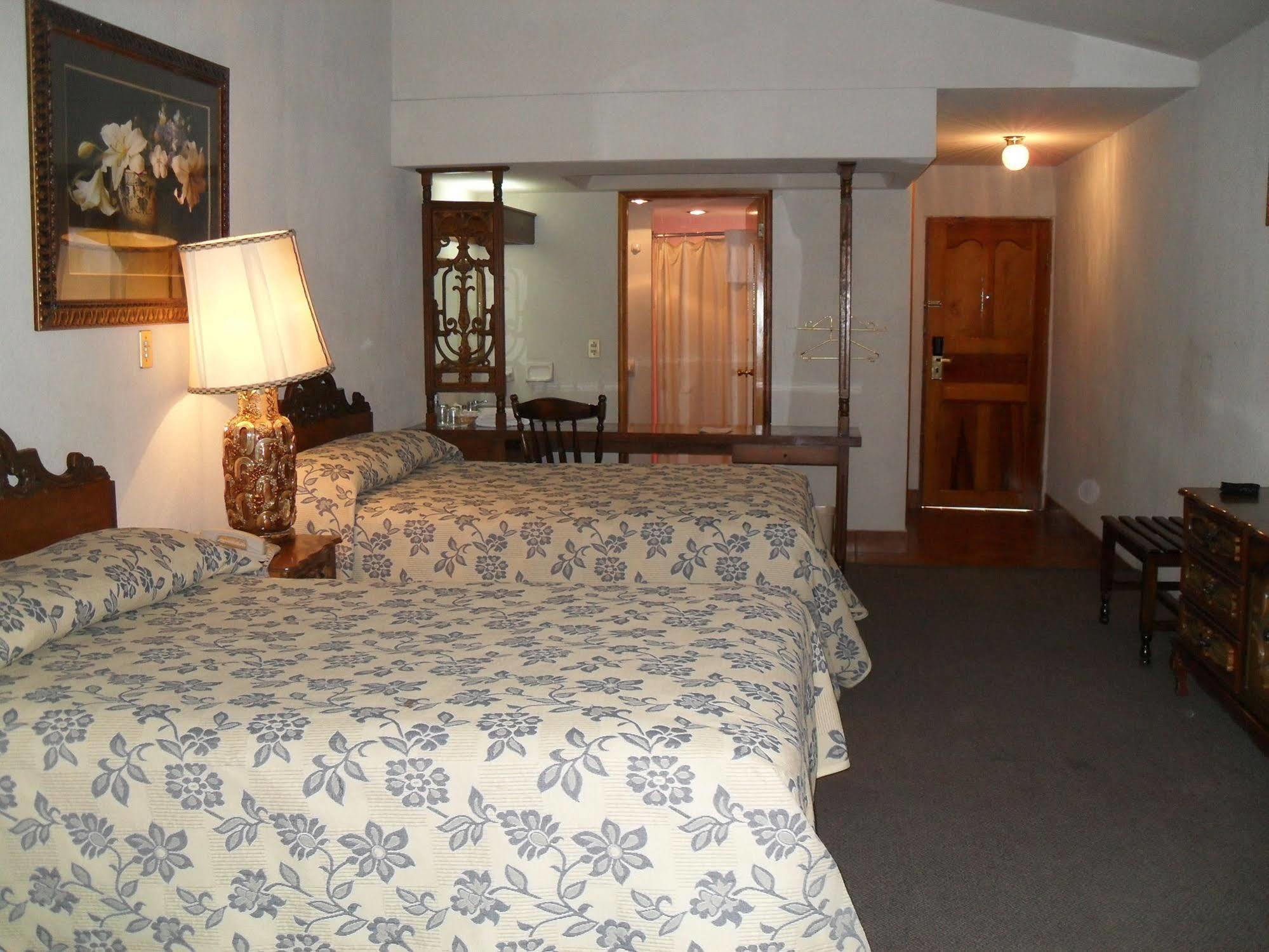 Hotel Imperial Saltillo 4*