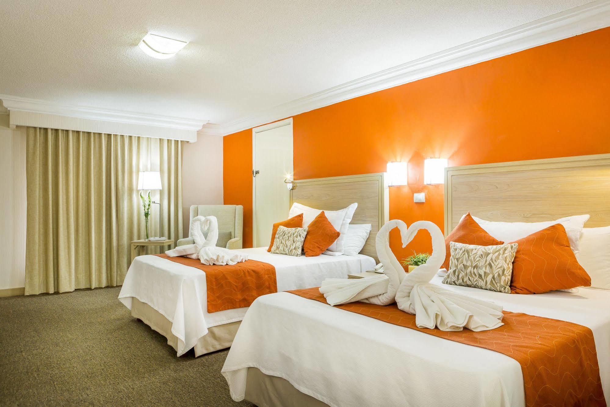Flamingo Hotel