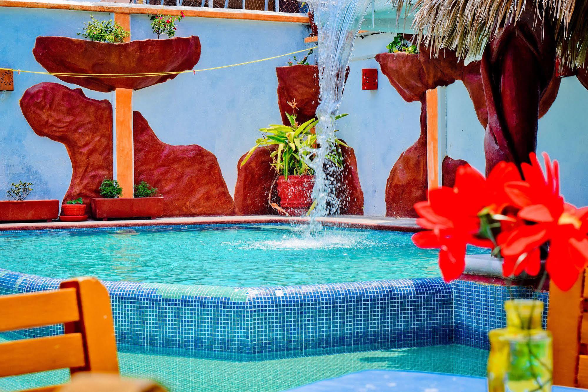 Hotel Tropicana